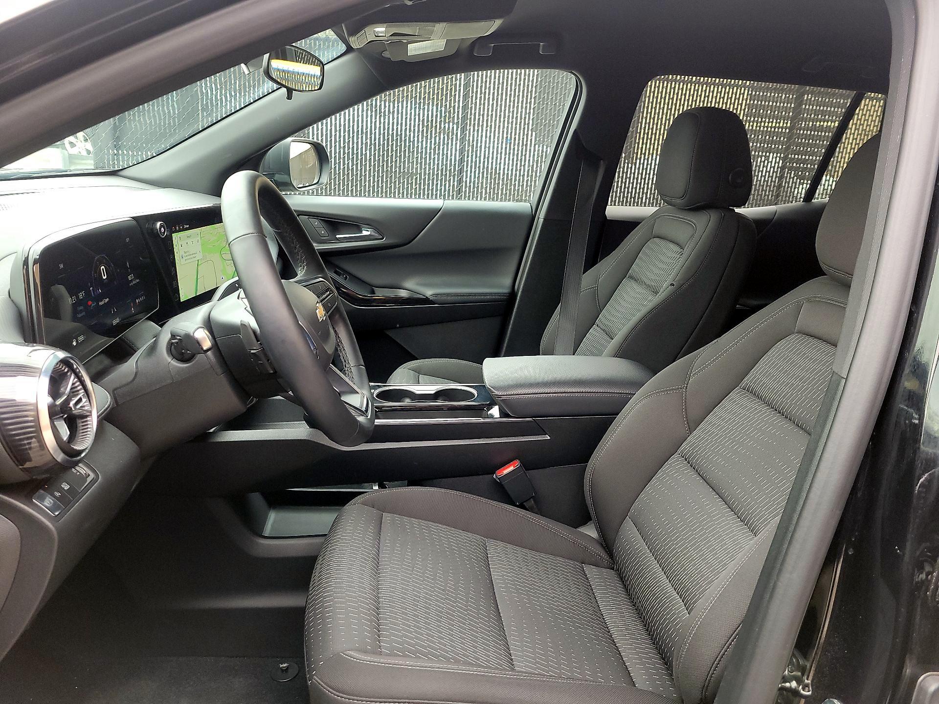 Thumbnail: 2025 Chevrolet Equinox - 9