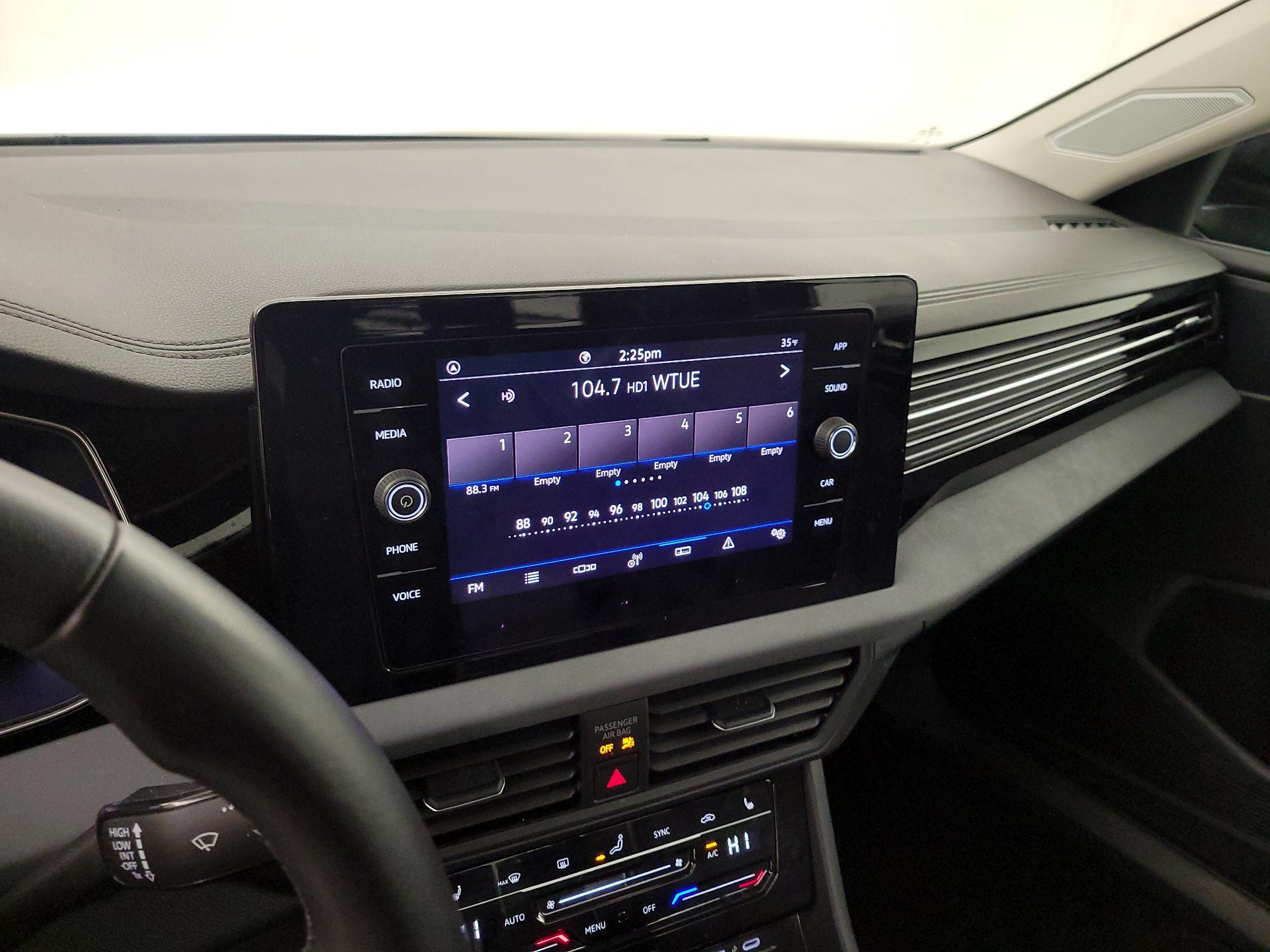 Thumbnail: 2025 Volkswagen Jetta - 15