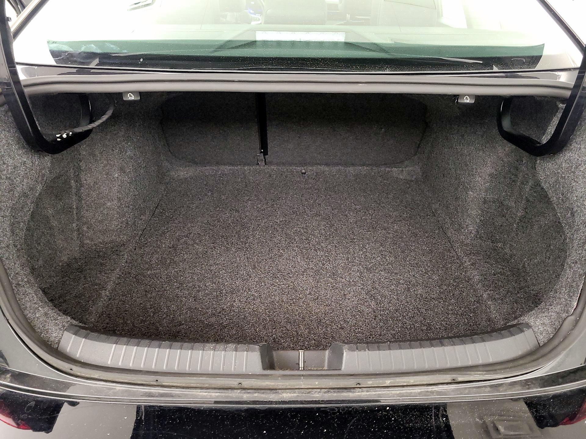 Thumbnail: 2025 Volkswagen Jetta - 20