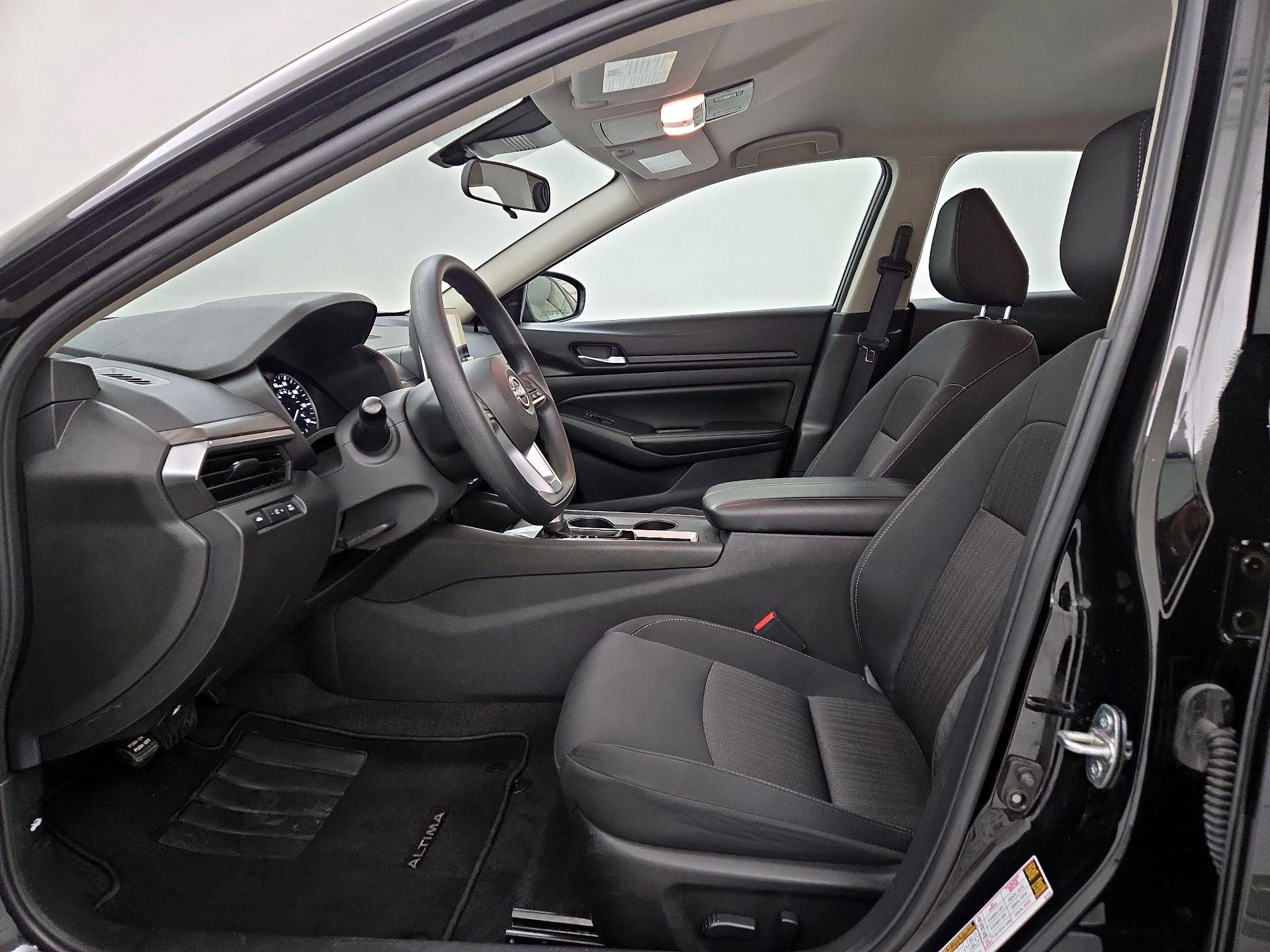 Thumbnail: 2025 Nissan Altima - 11