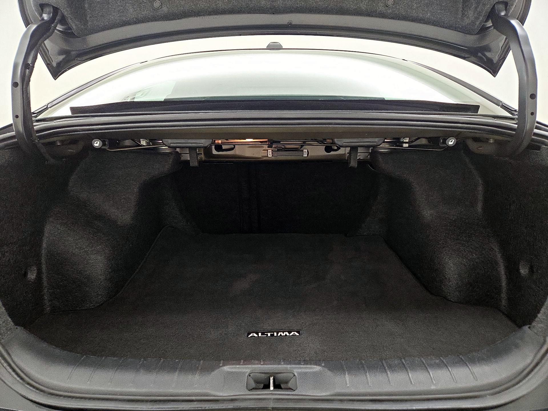 Thumbnail: 2025 Nissan Altima - 20