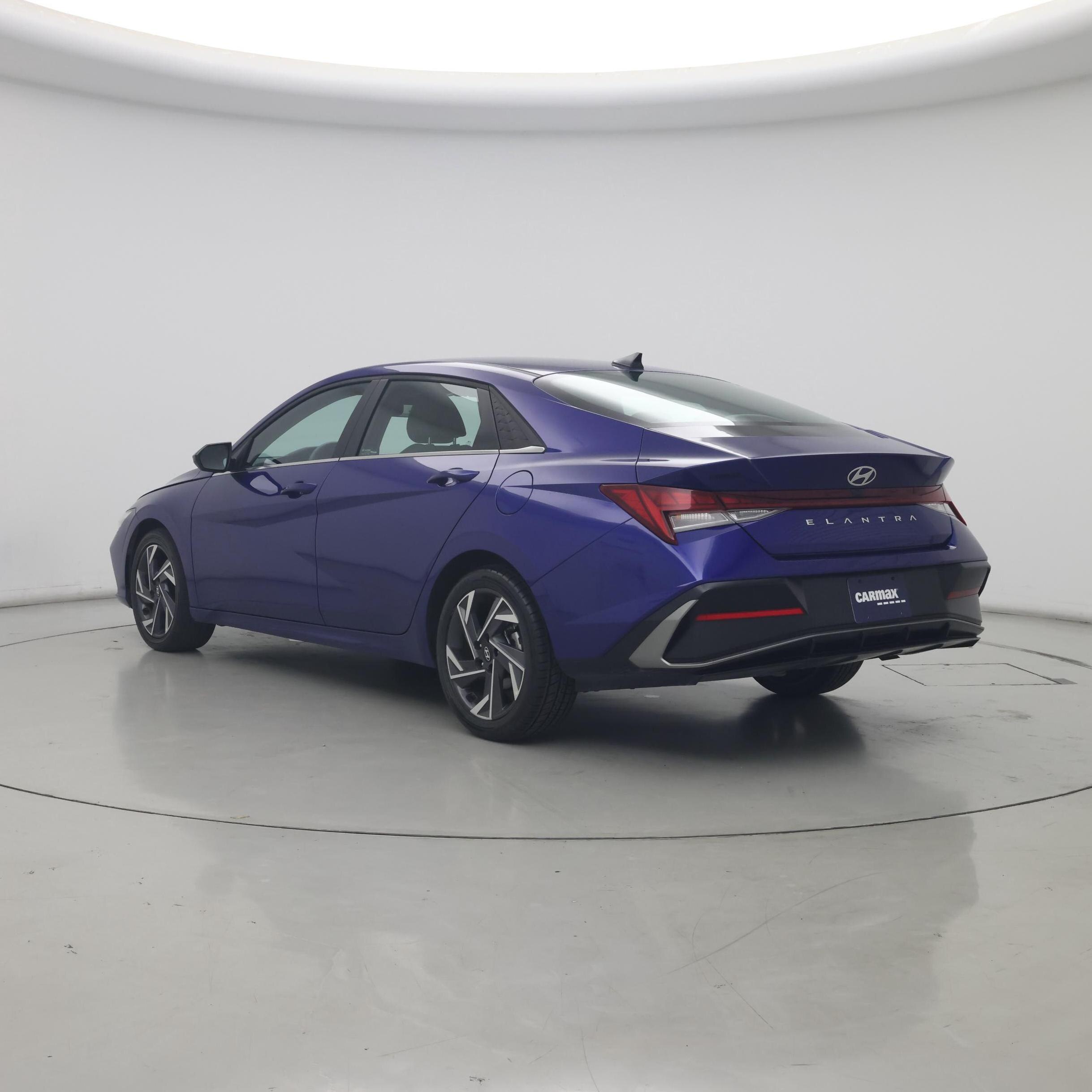 Thumbnail: 2025 Hyundai Elantra - 2