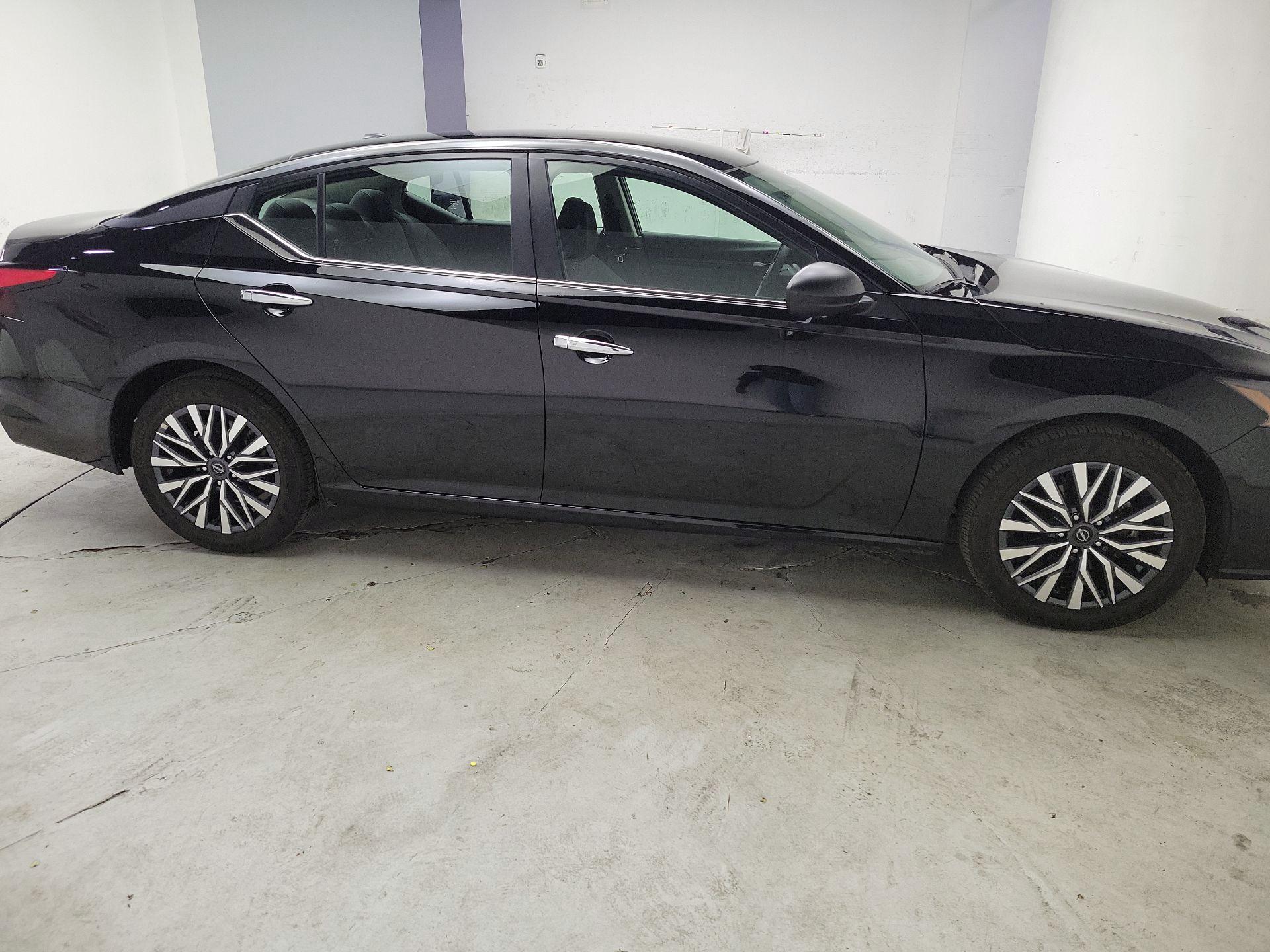 Thumbnail: 2025 Nissan Altima - 4