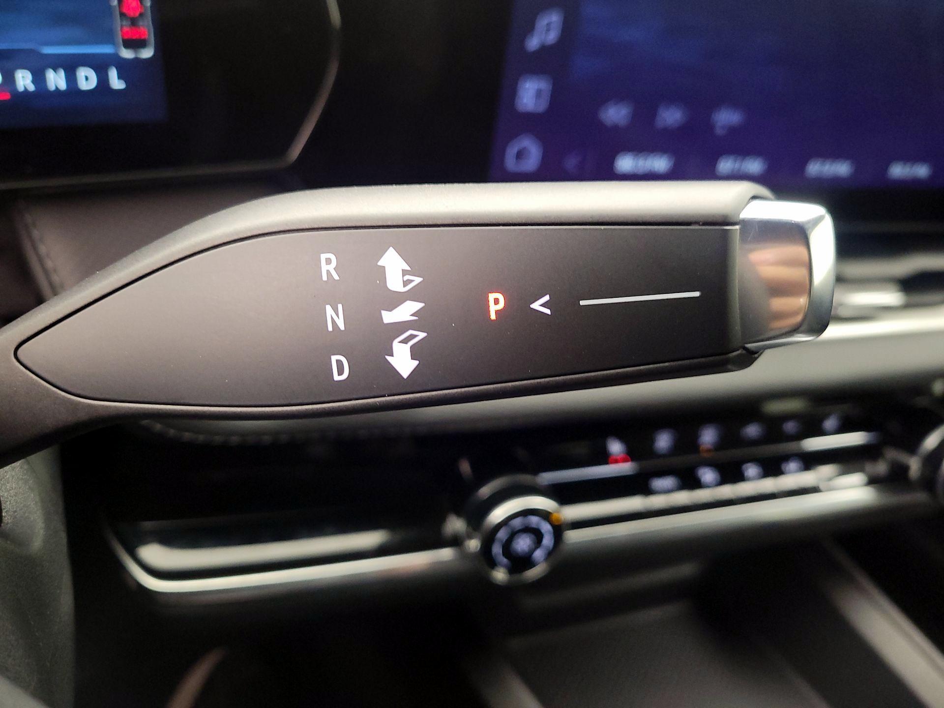 Thumbnail: 2025 Chevrolet Equinox - 18