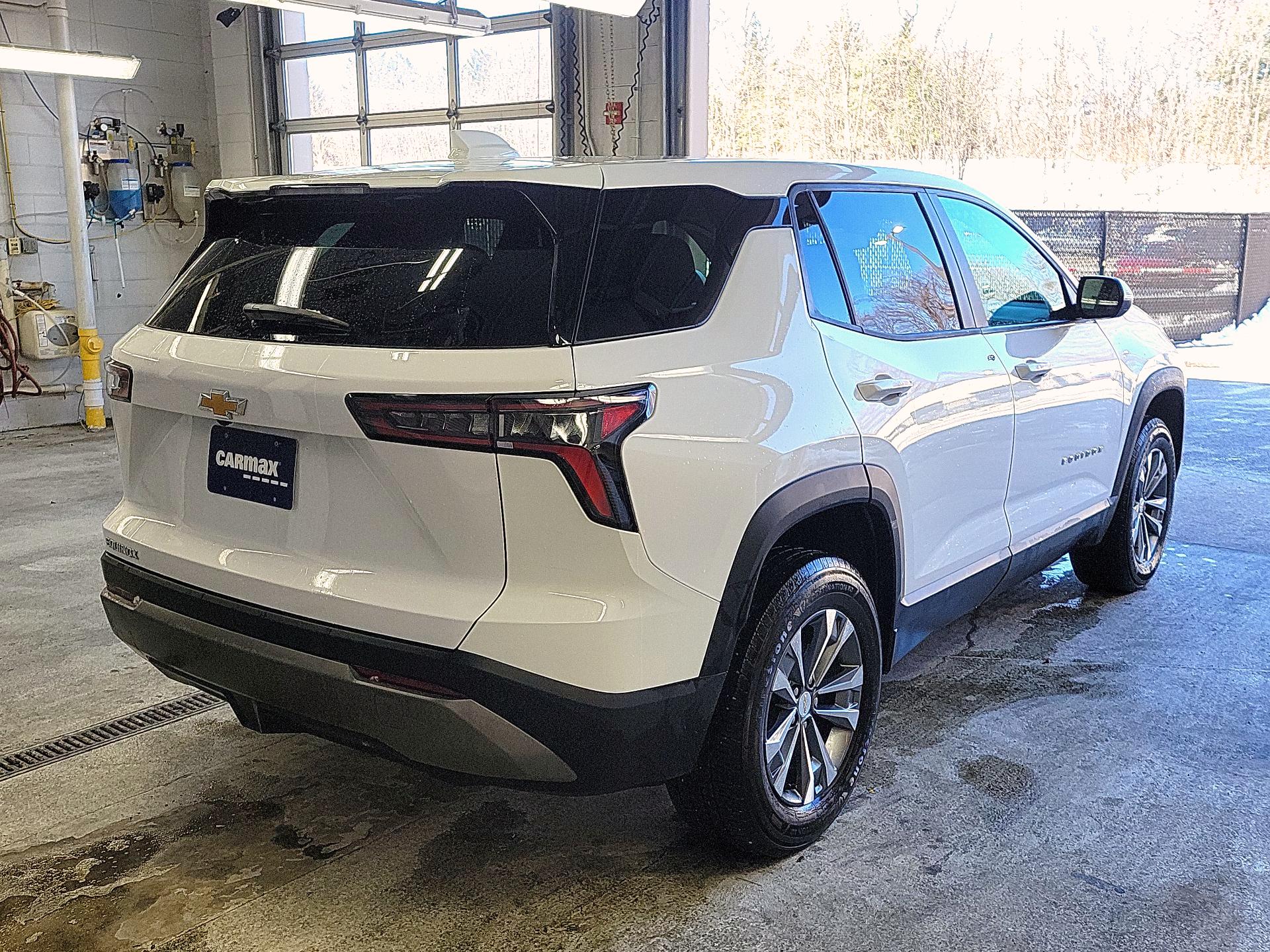 Thumbnail: 2025 Chevrolet Equinox - 5