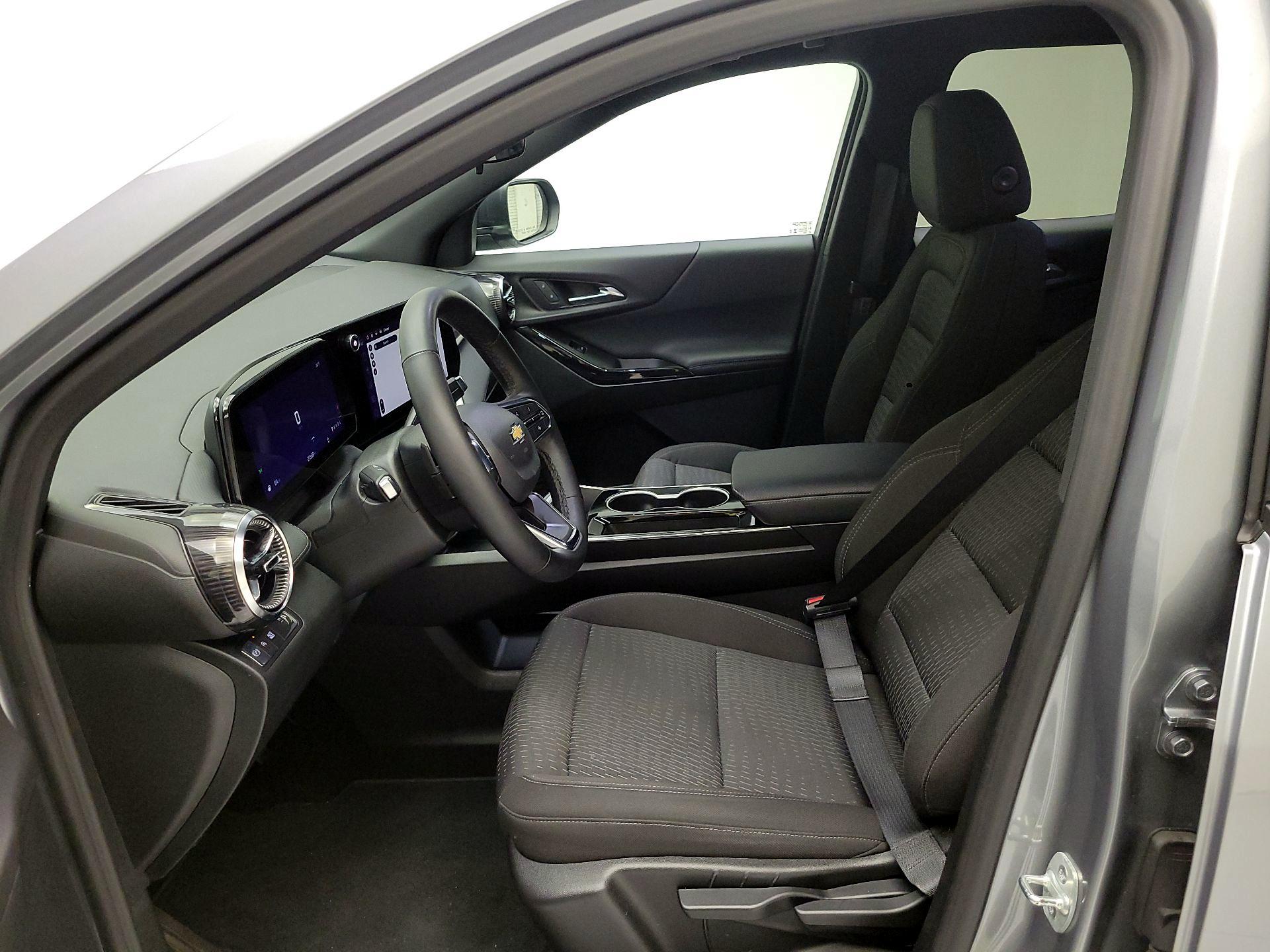 Thumbnail: 2025 Chevrolet Equinox - 9