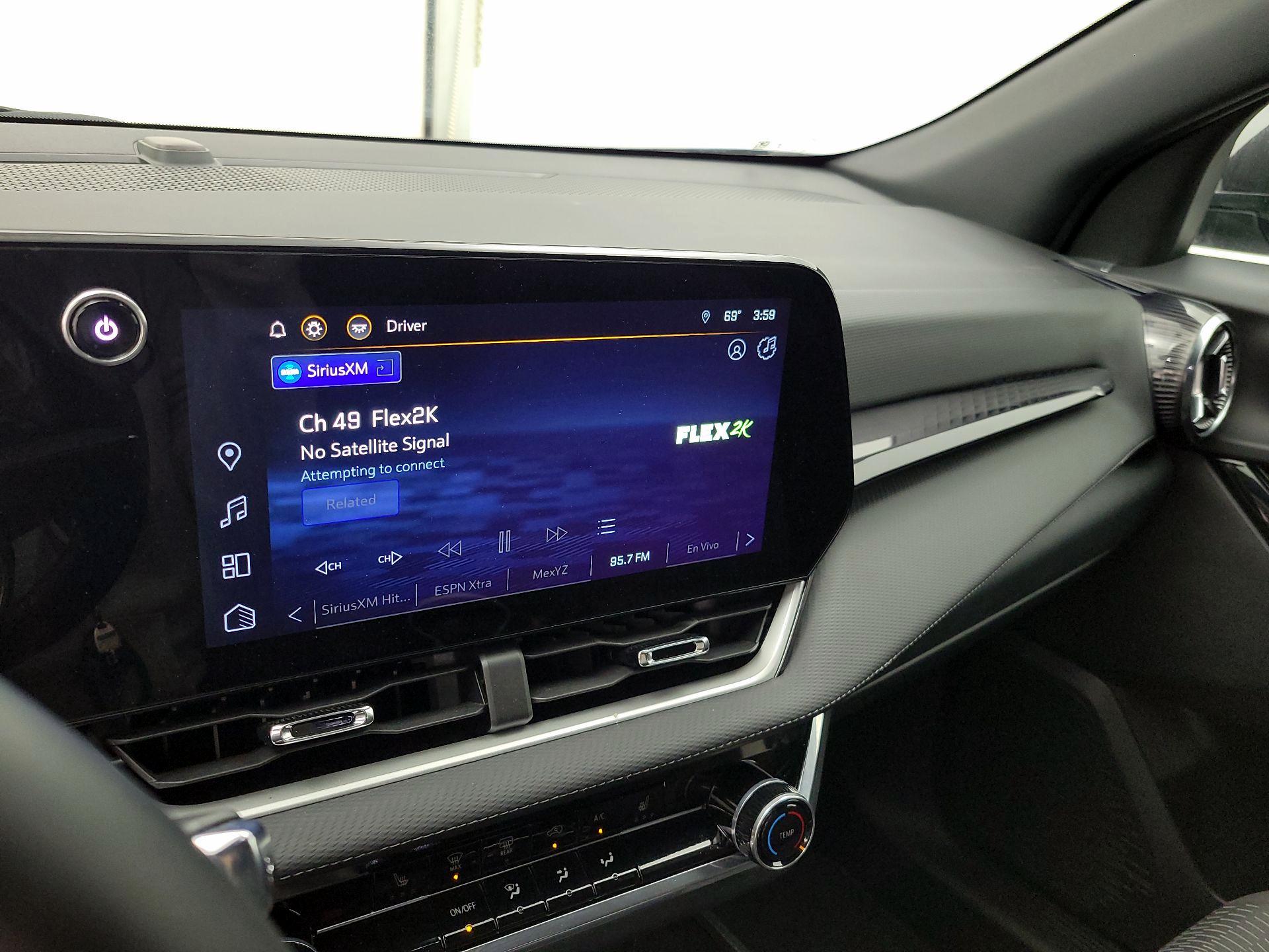 Thumbnail: 2025 Chevrolet Equinox - 16