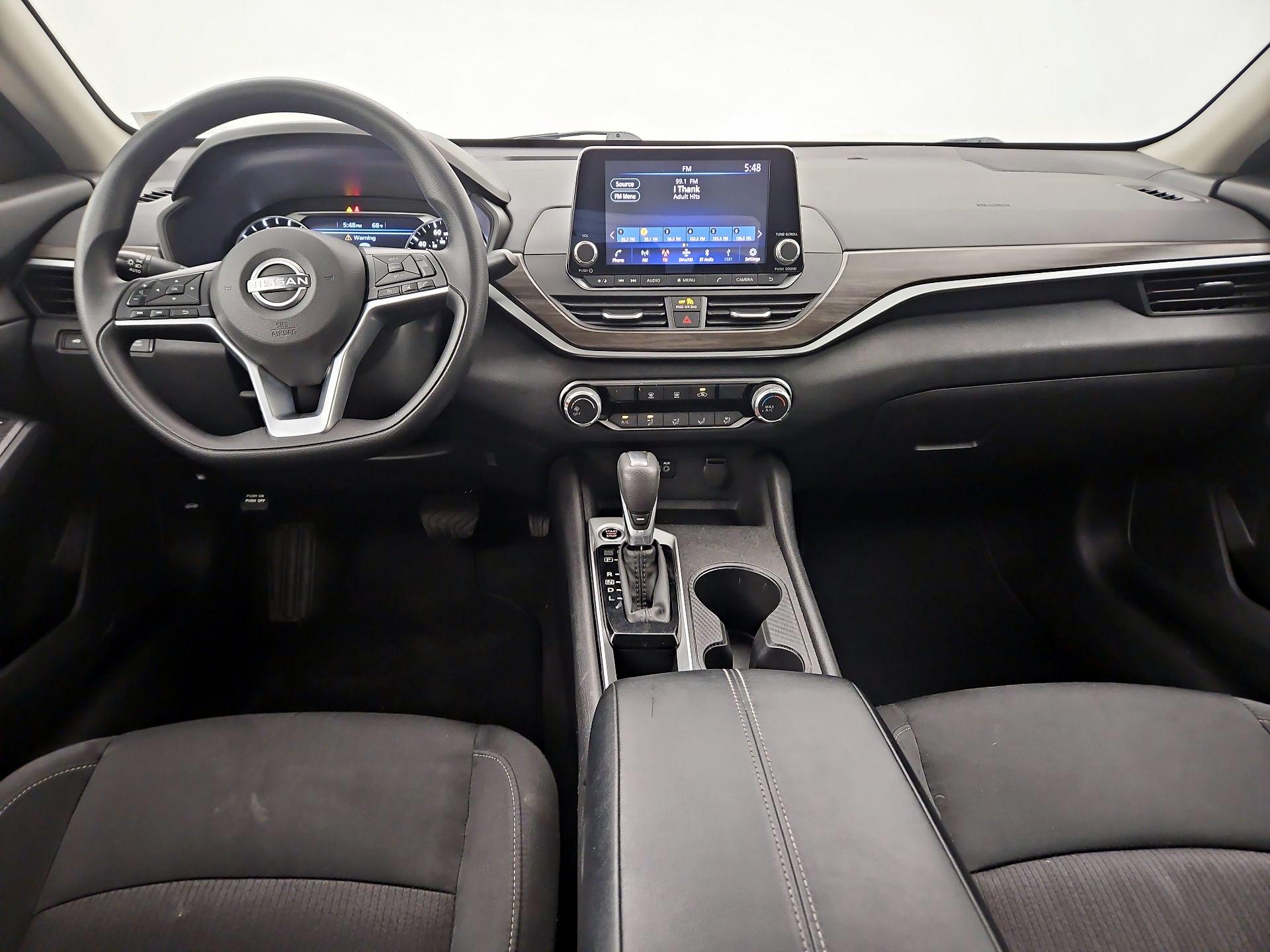 Thumbnail: 2025 Nissan Altima - 9