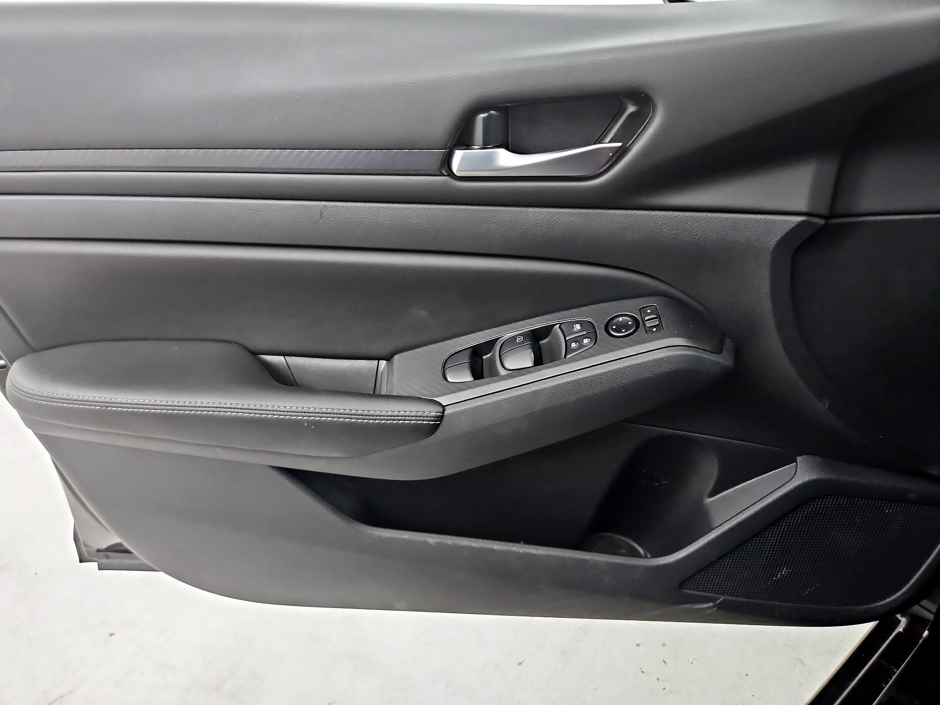 Thumbnail: 2025 Nissan Altima - 12