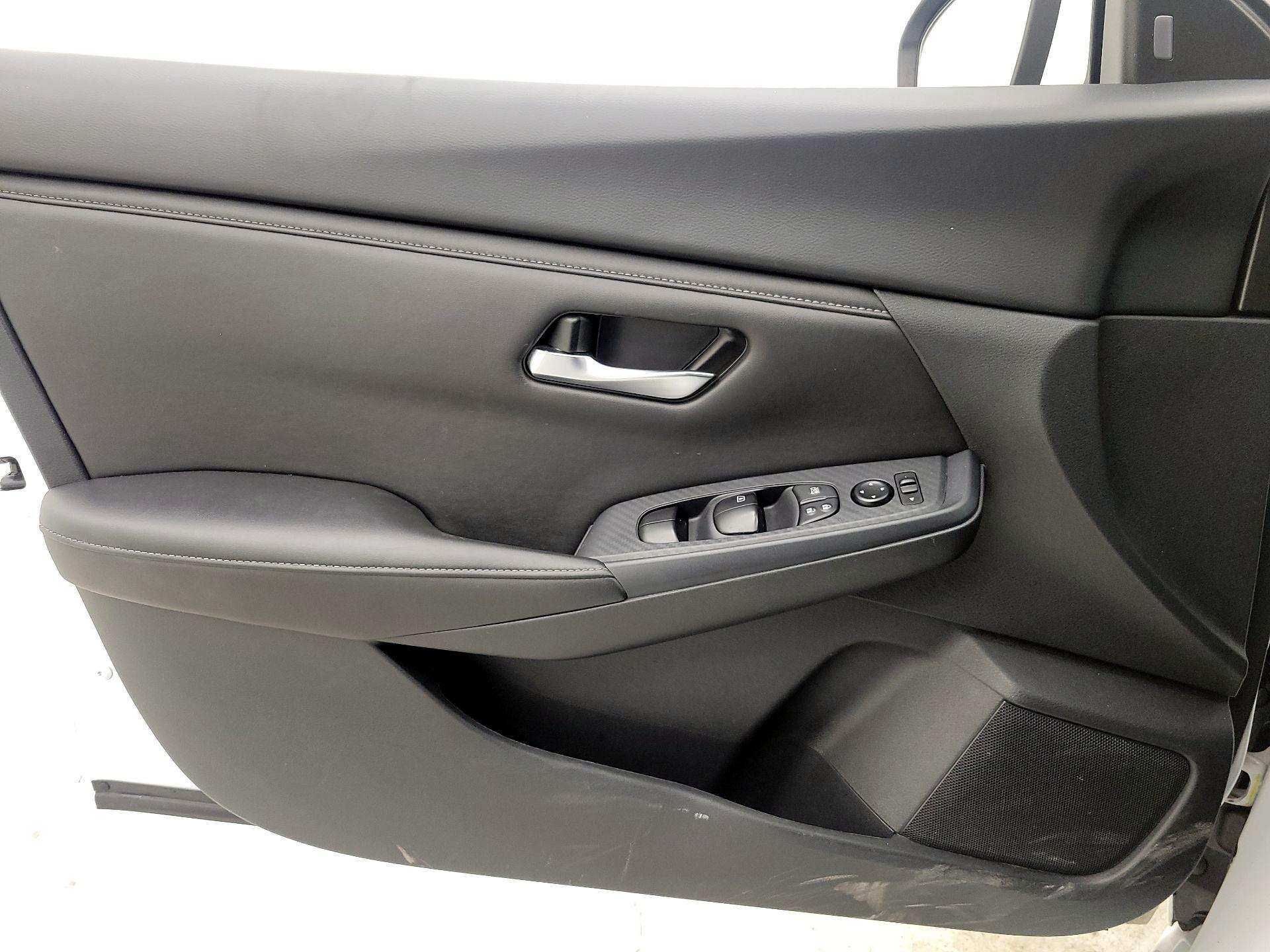 Thumbnail: 2024 Nissan Sentra - 12