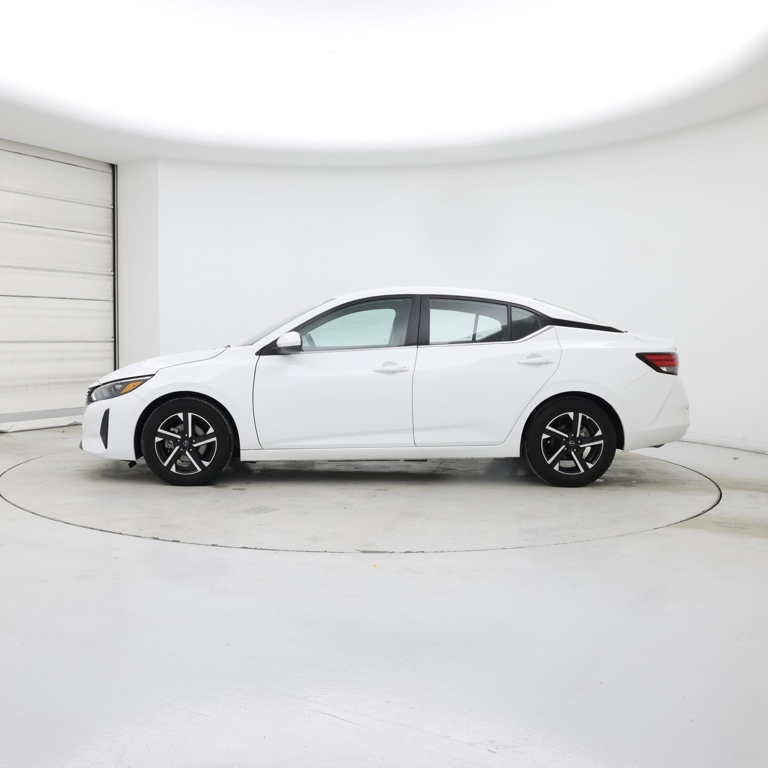 Thumbnail: 2024 Nissan Sentra - 3