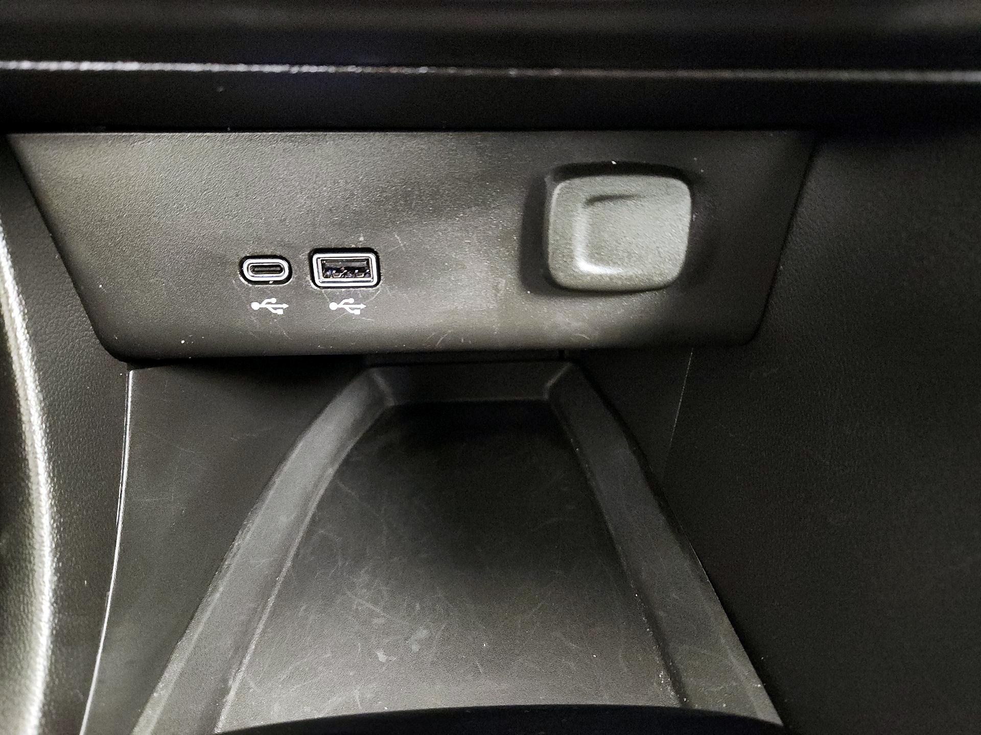 Thumbnail: 2025 Buick Encore GX - 16