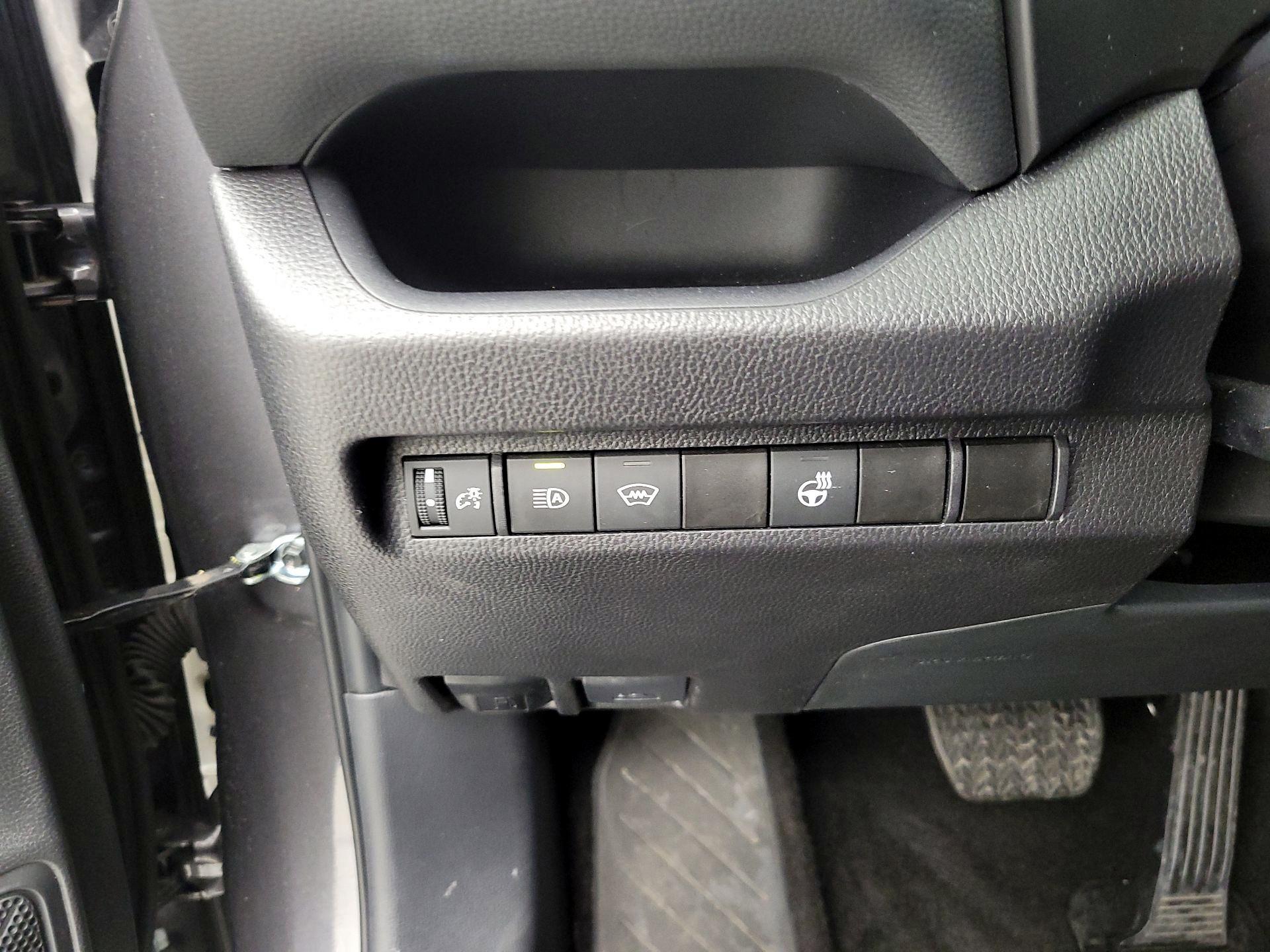 Thumbnail: 2025 Toyota RAV4 - 13