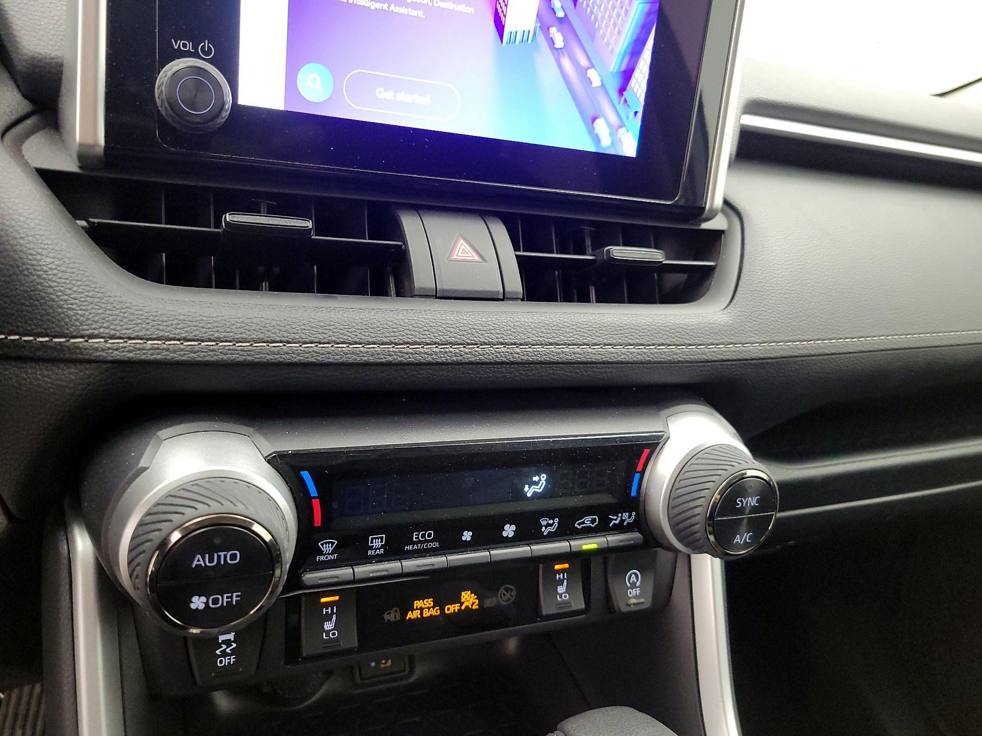 Thumbnail: 2025 Toyota RAV4 - 16