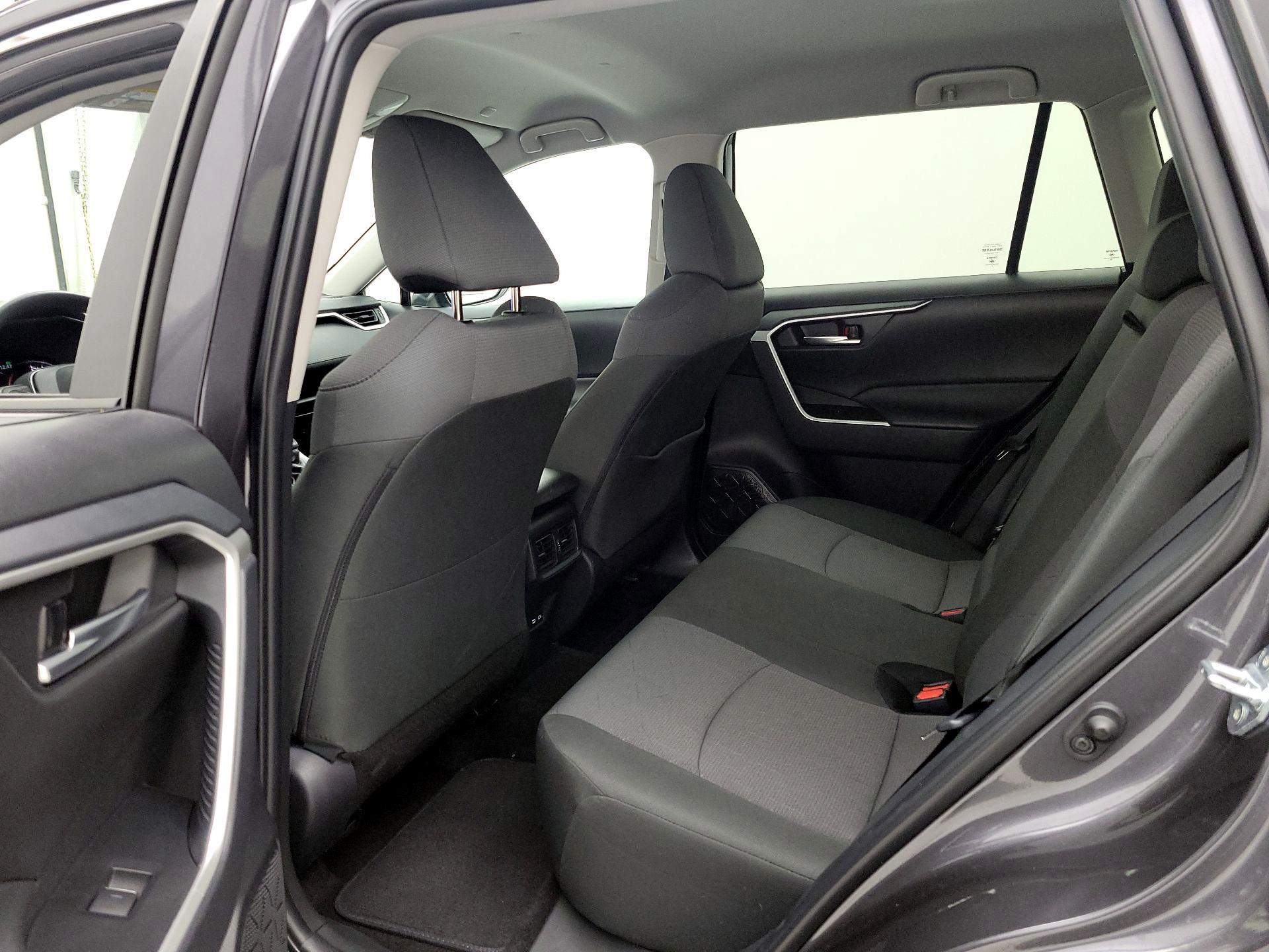 Thumbnail: 2025 Toyota RAV4 - 19