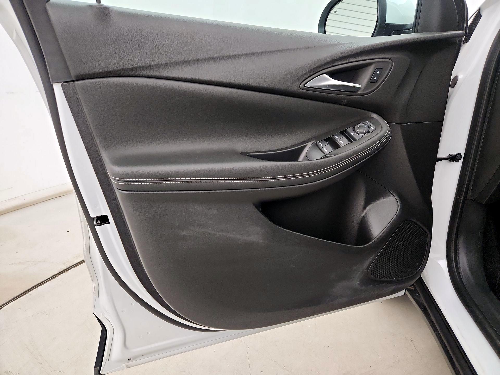 Thumbnail: 2025 Buick Encore GX - 12