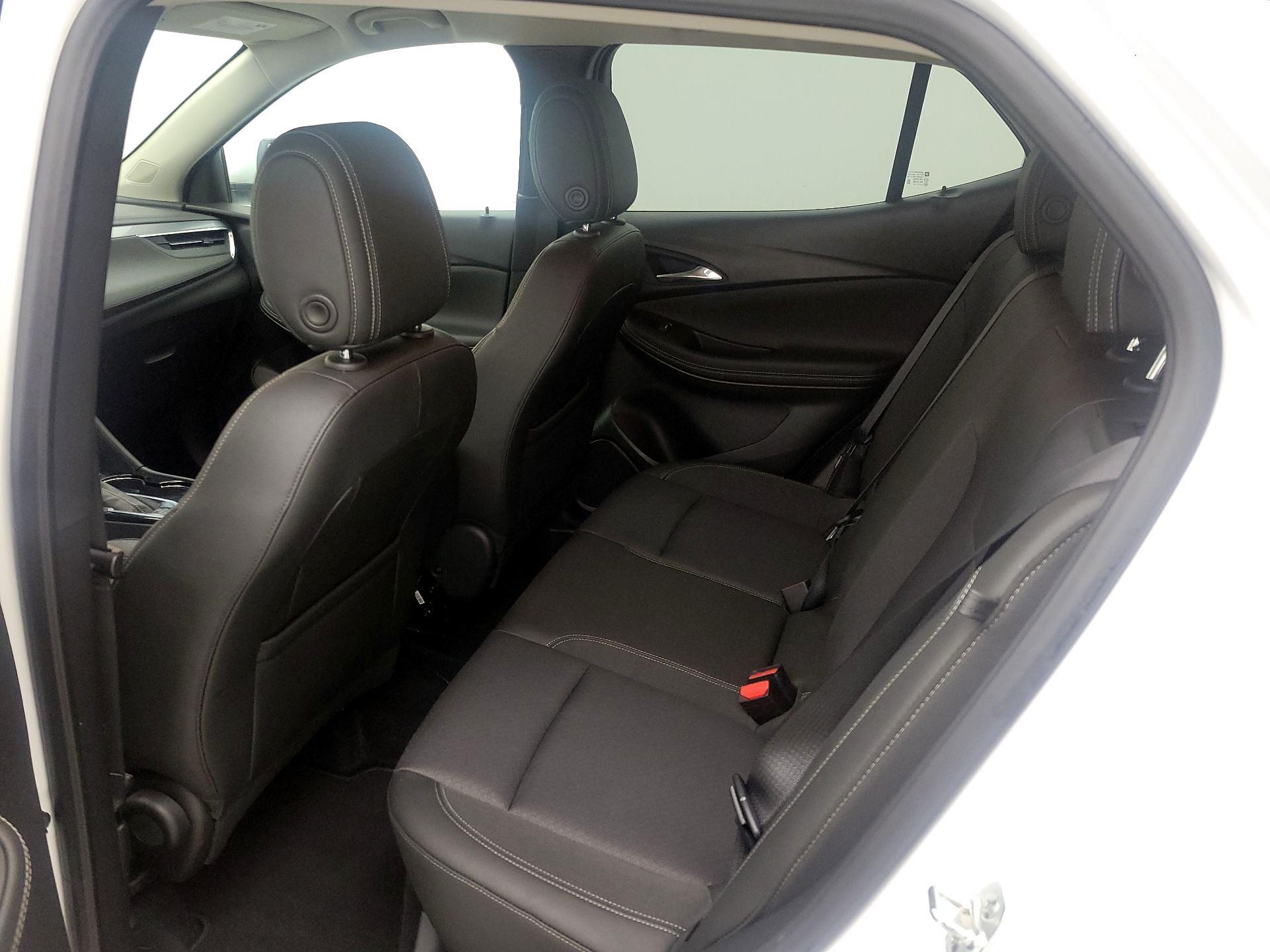 Thumbnail: 2025 Buick Encore GX - 19