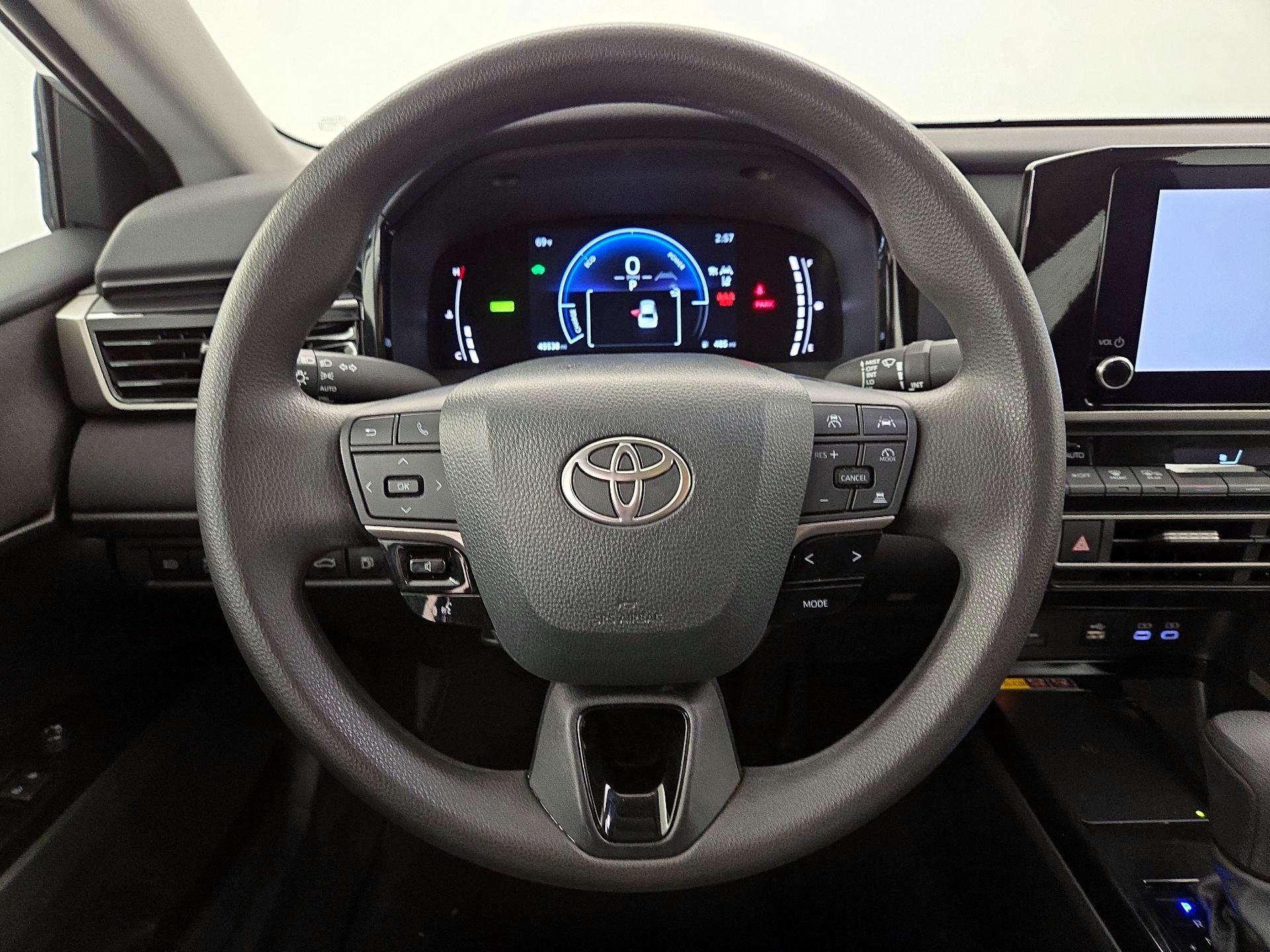 Thumbnail: 2025 Toyota Camry - 10