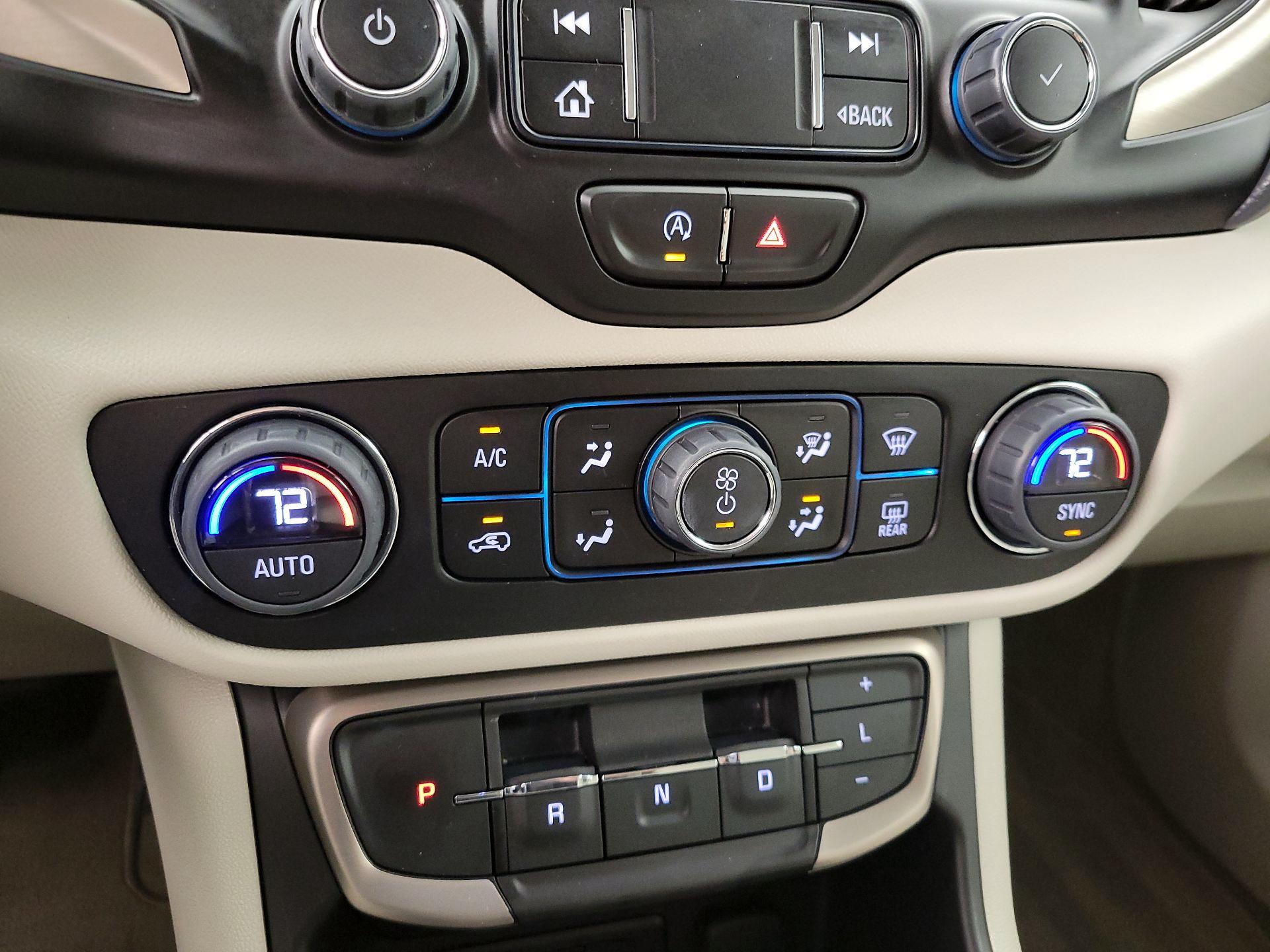 Thumbnail: 2023 GMC Terrain - 17