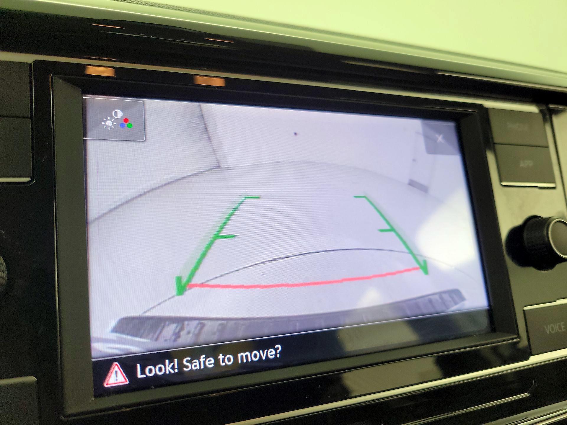 Thumbnail: 2024 Volkswagen Taos - 14