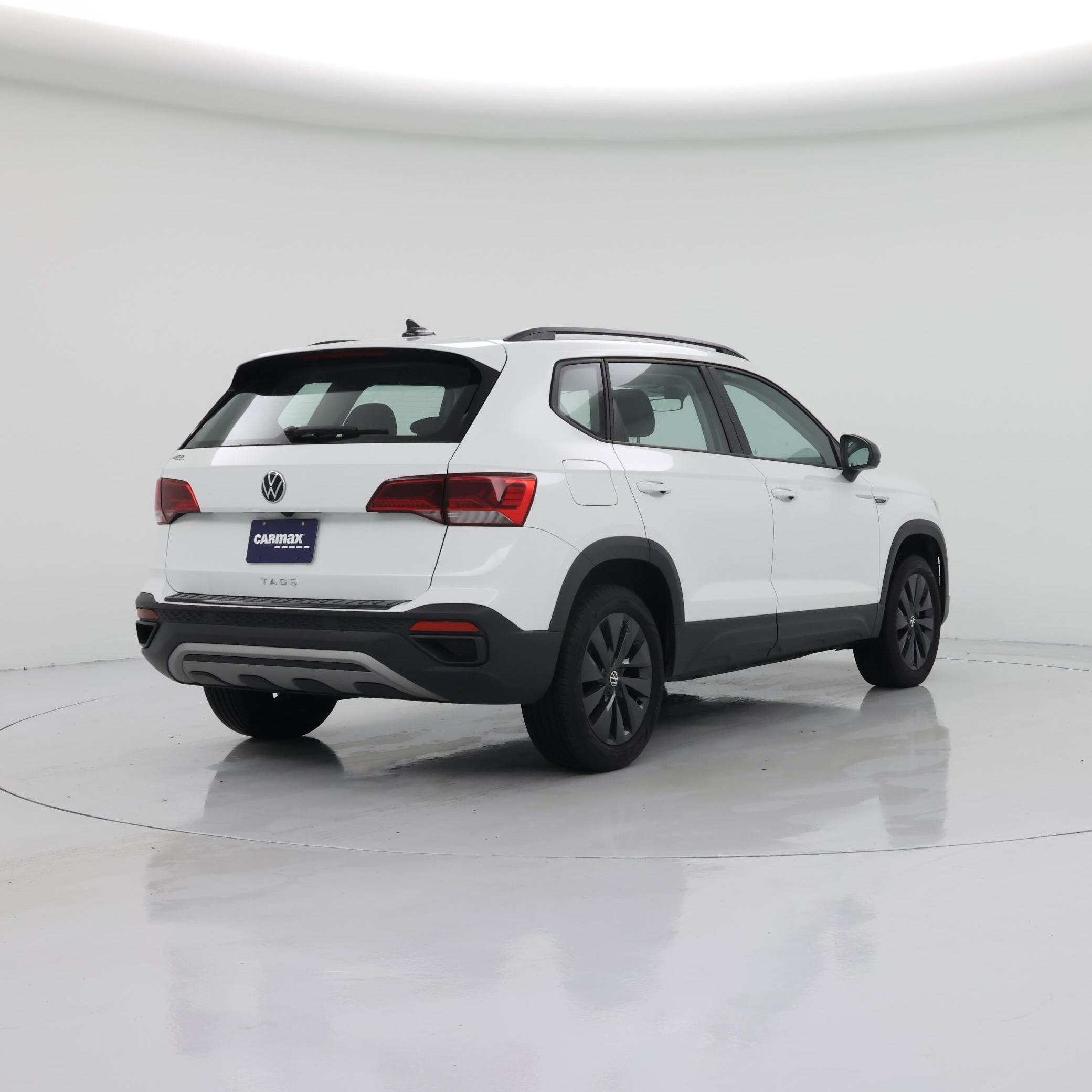 Thumbnail: 2024 Volkswagen Taos - 8