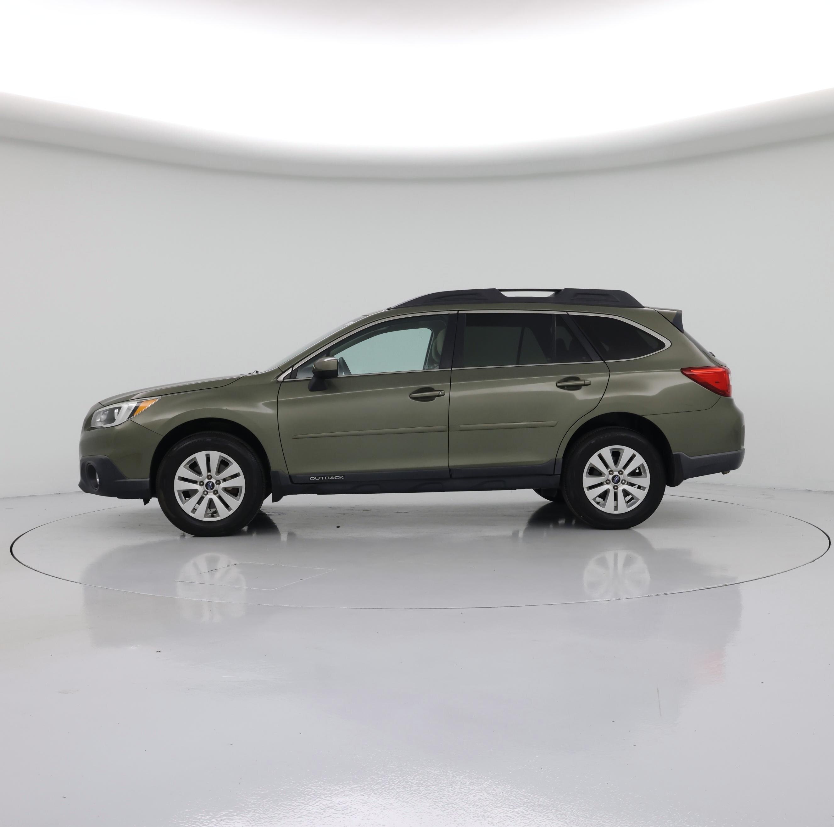 Thumbnail: 2016 Subaru Outback - 3