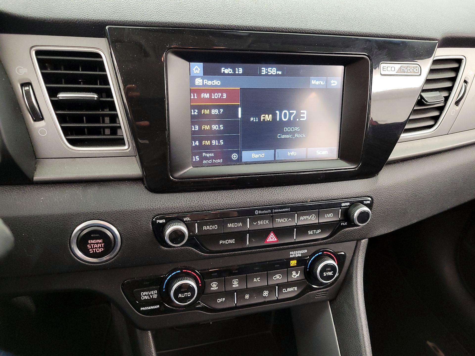 Thumbnail: 2019 Kia Niro - 15