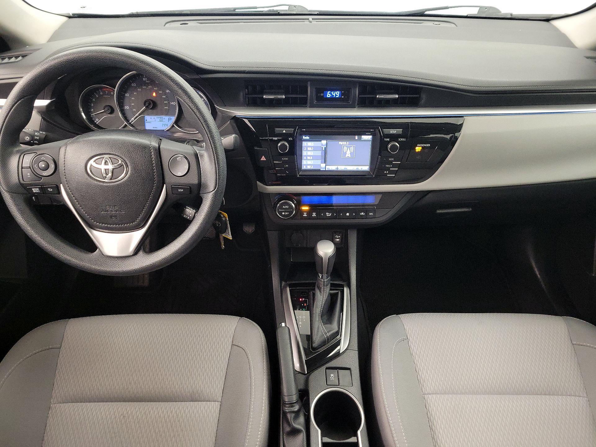 Thumbnail: 2014 Toyota Corolla - 9