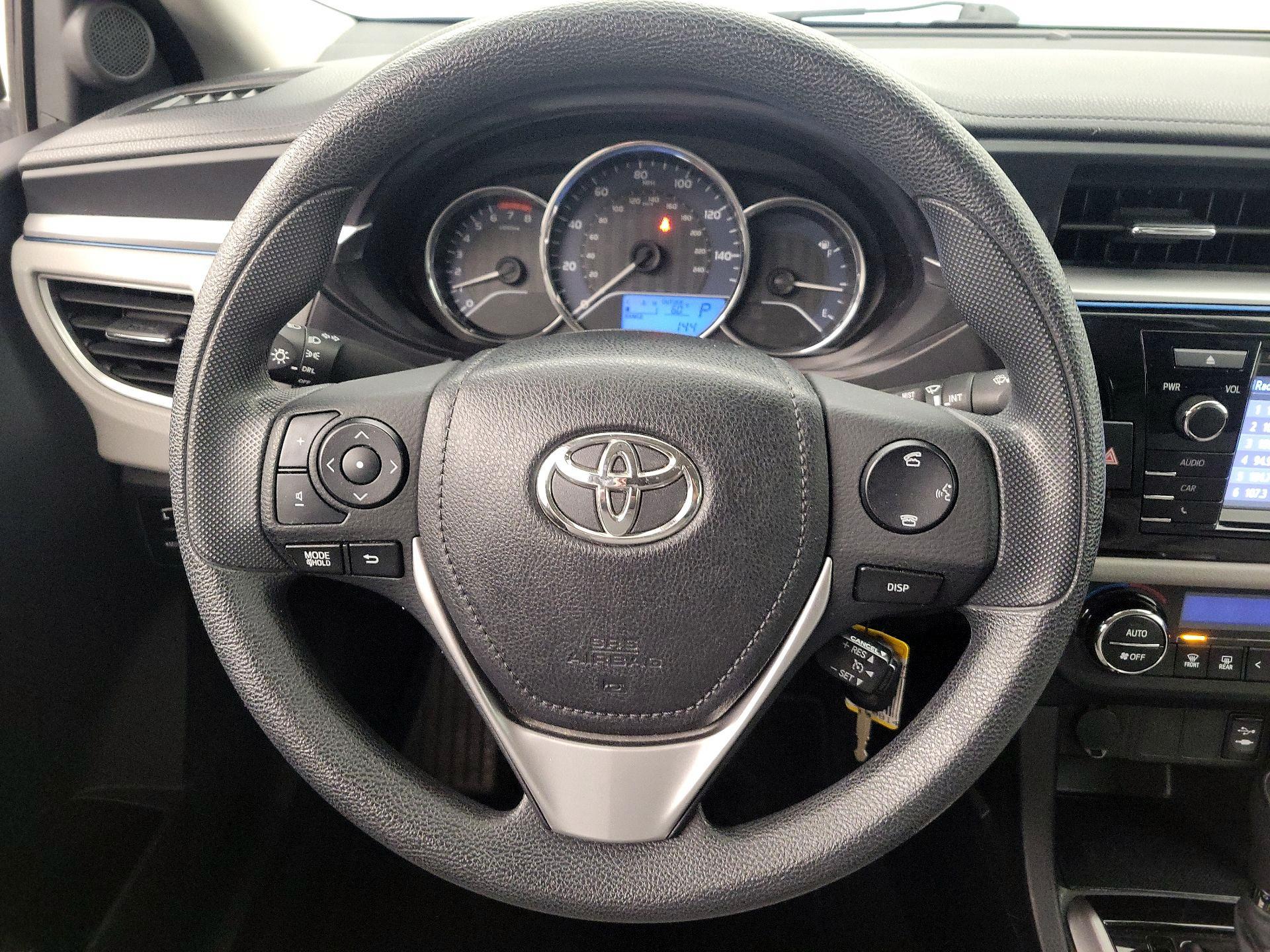 Thumbnail: 2014 Toyota Corolla - 10