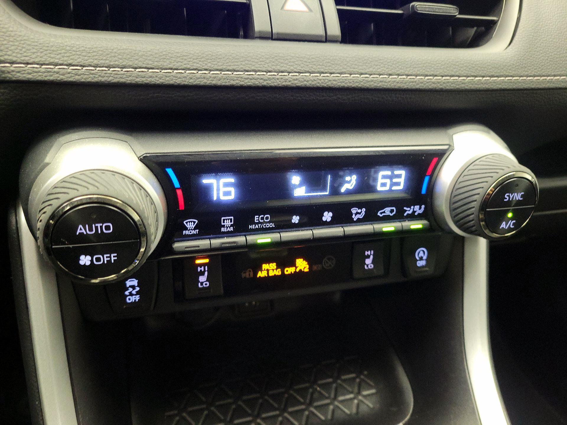 Thumbnail: 2025 Toyota RAV4 - 16