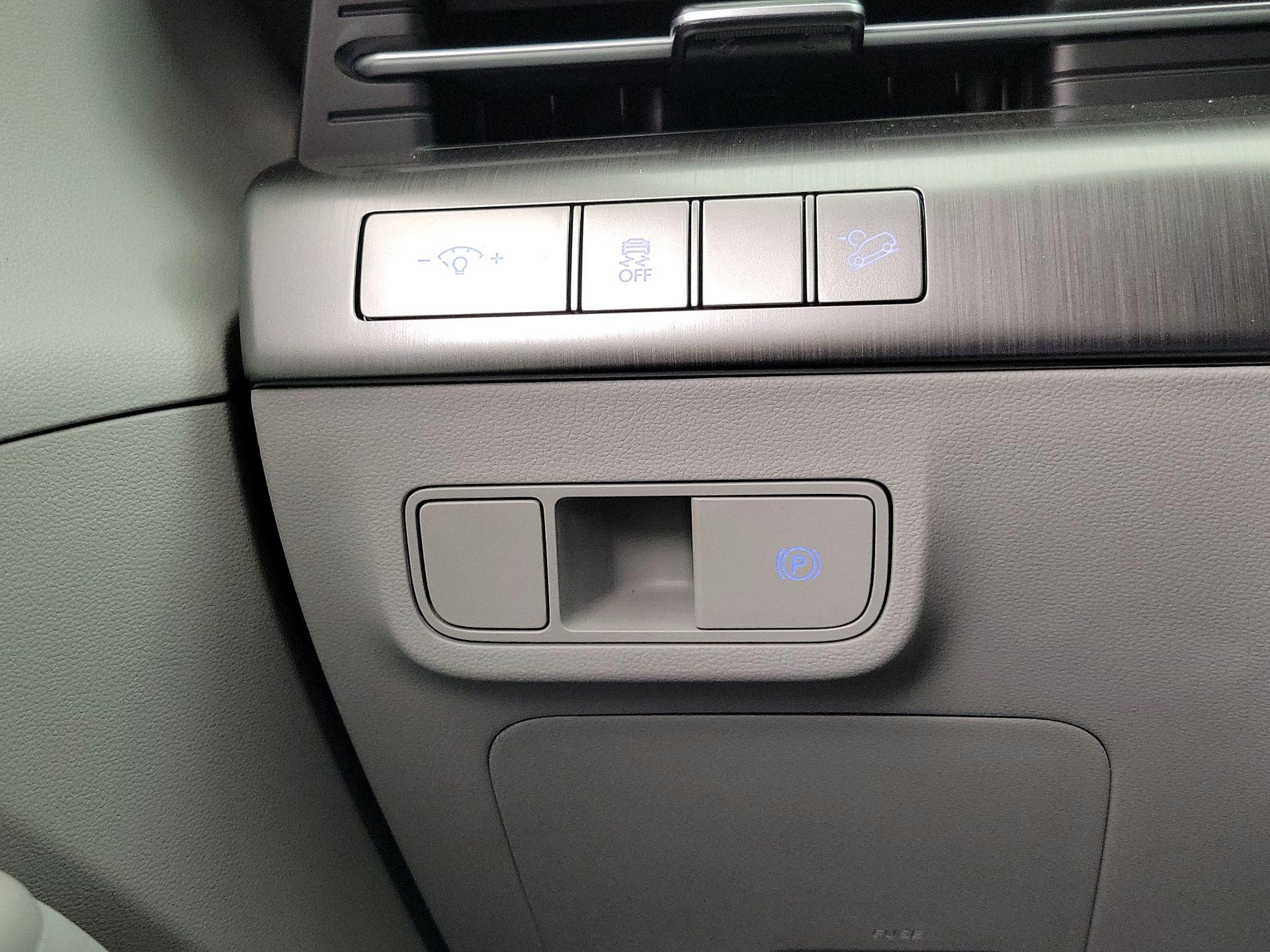 Thumbnail: 2025 Hyundai Kona - 13