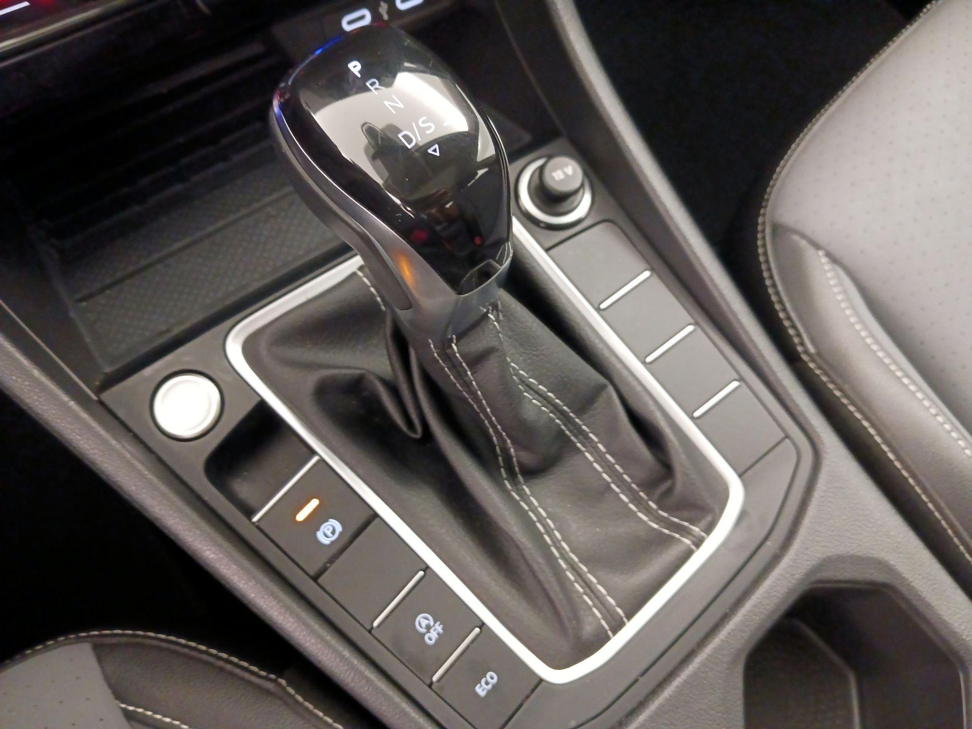 Thumbnail: 2025 Volkswagen Jetta - 17