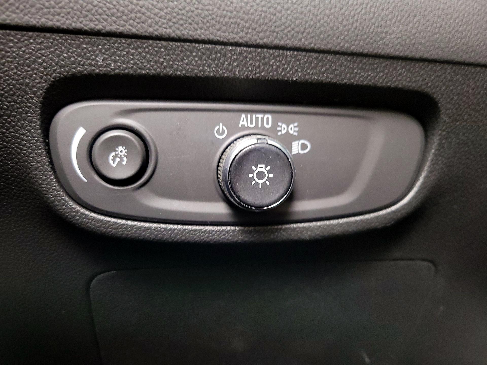 Thumbnail: 2025 Buick Encore GX - 13