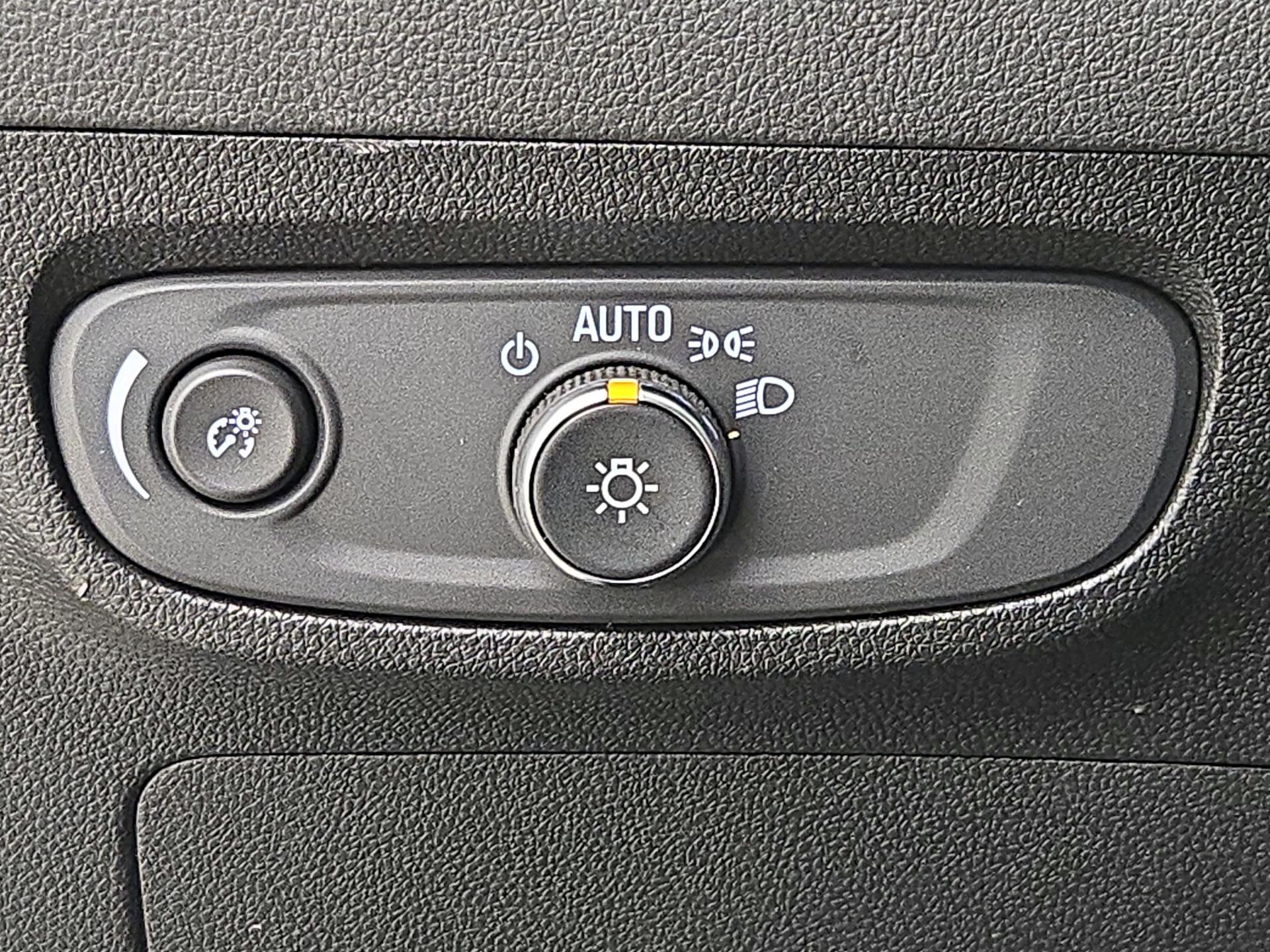 Thumbnail: 2025 Buick Encore GX - 13