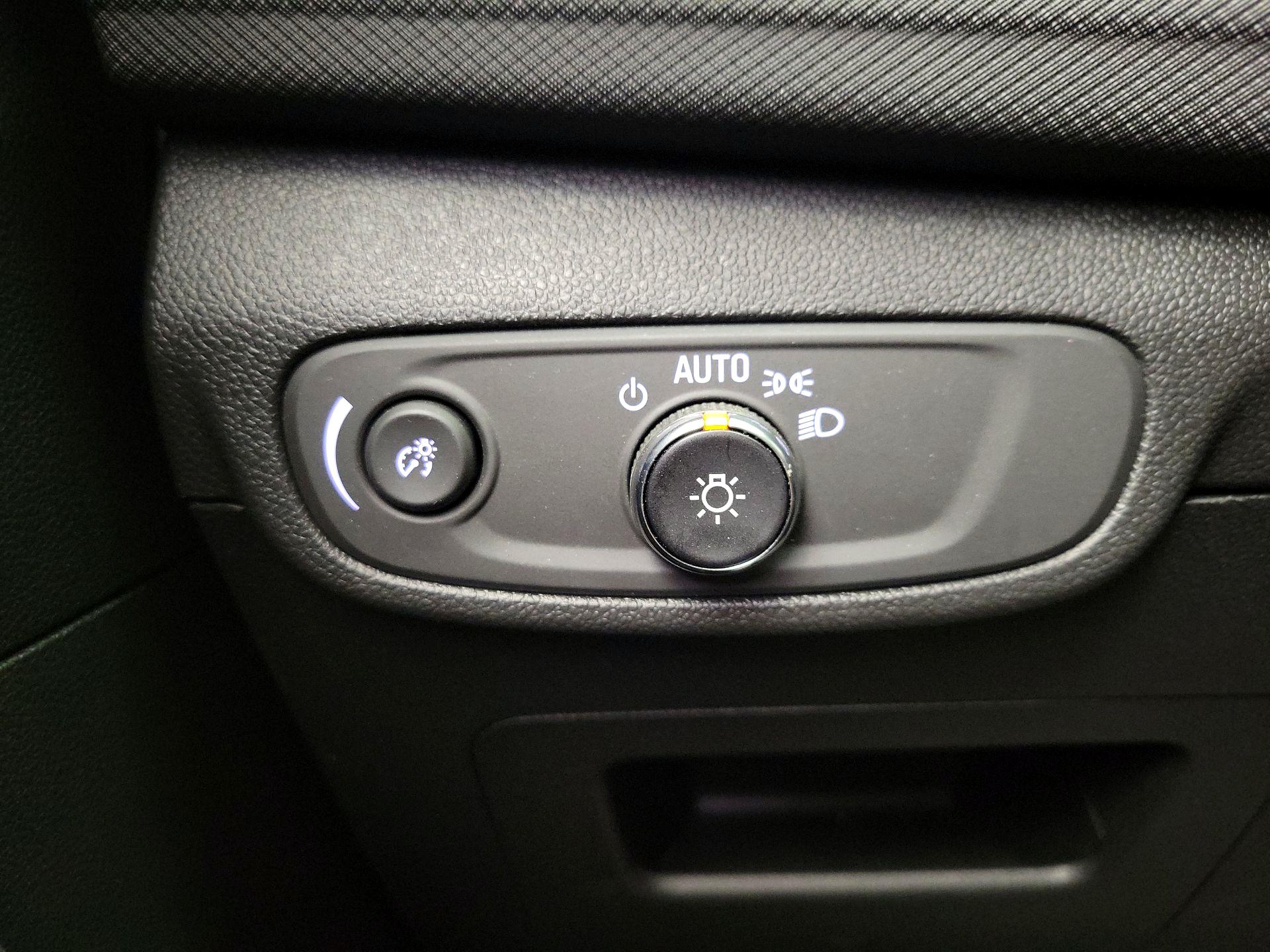 Thumbnail: 2025 Chevrolet TrailBlazer - 13