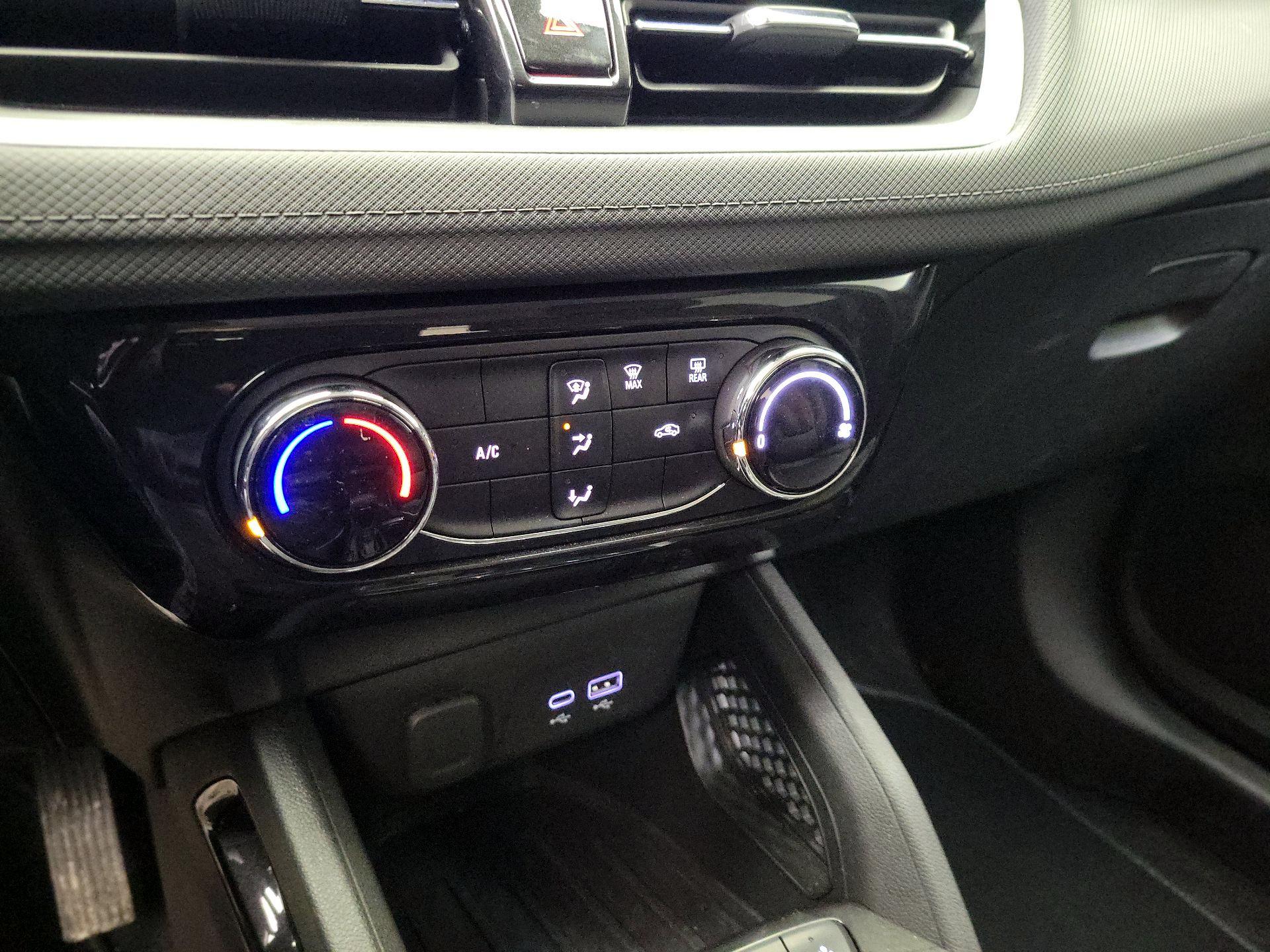 Thumbnail: 2025 Chevrolet TrailBlazer - 16