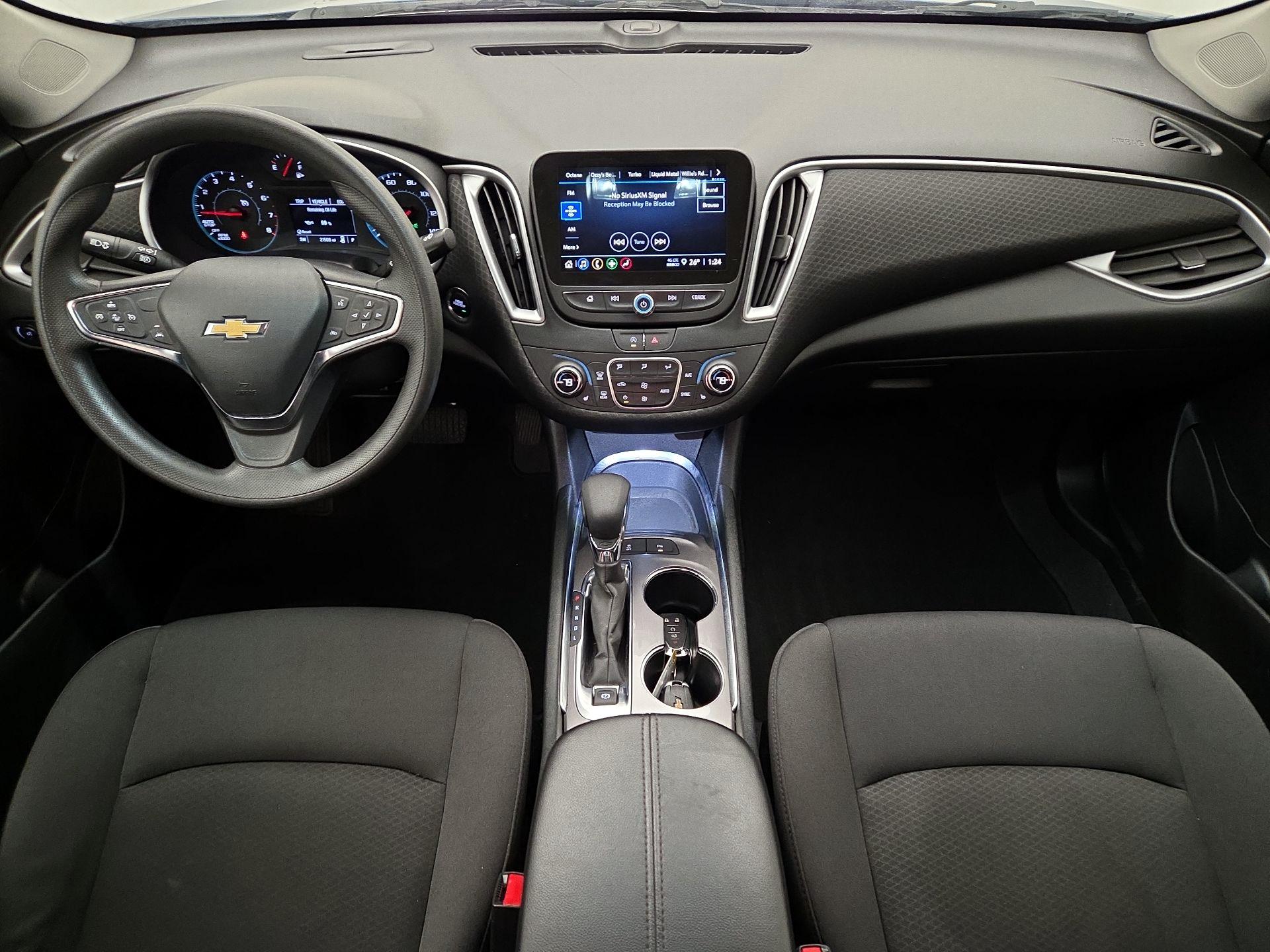 Thumbnail: 2024 Chevrolet Malibu - 9