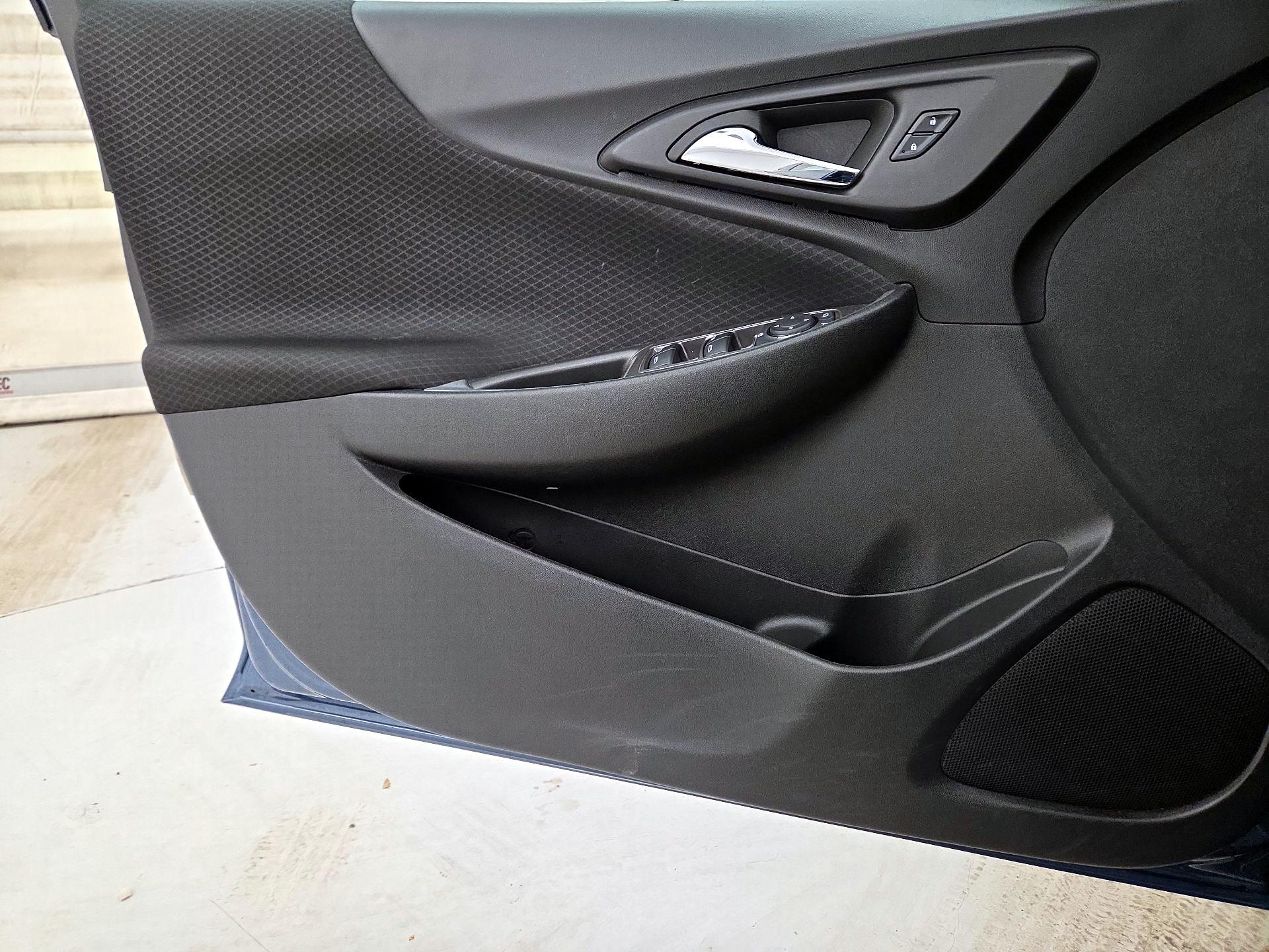 Thumbnail: 2024 Chevrolet Malibu - 12