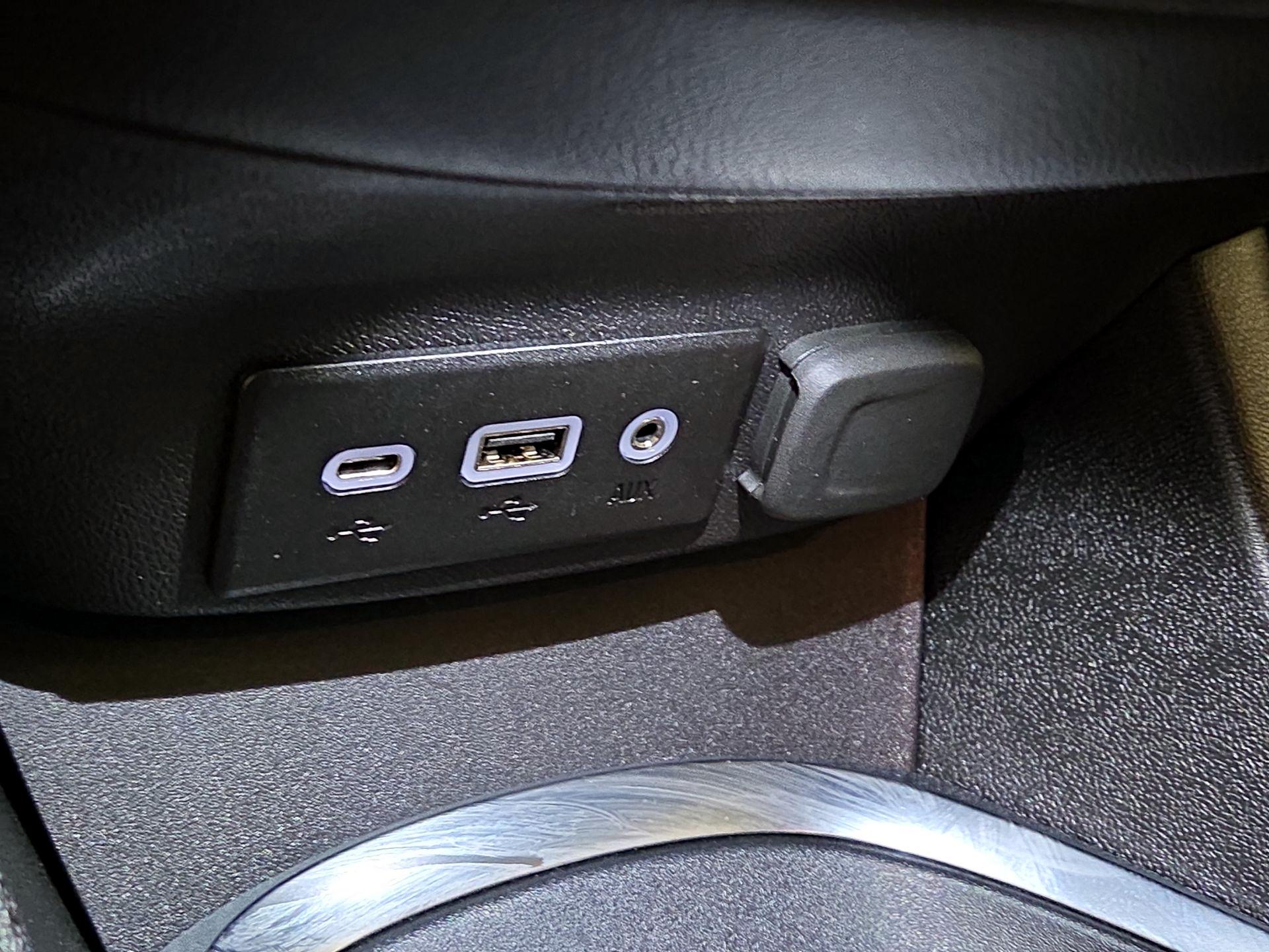 Thumbnail: 2024 Chevrolet Malibu - 18