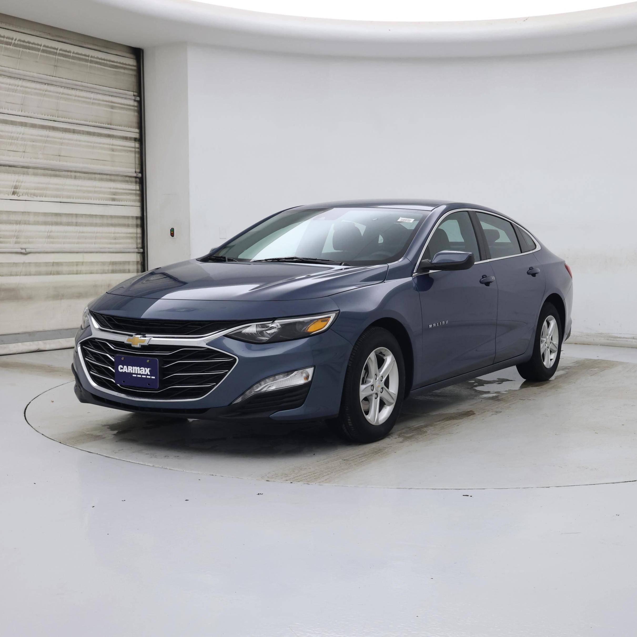 Thumbnail: 2024 Chevrolet Malibu - 4