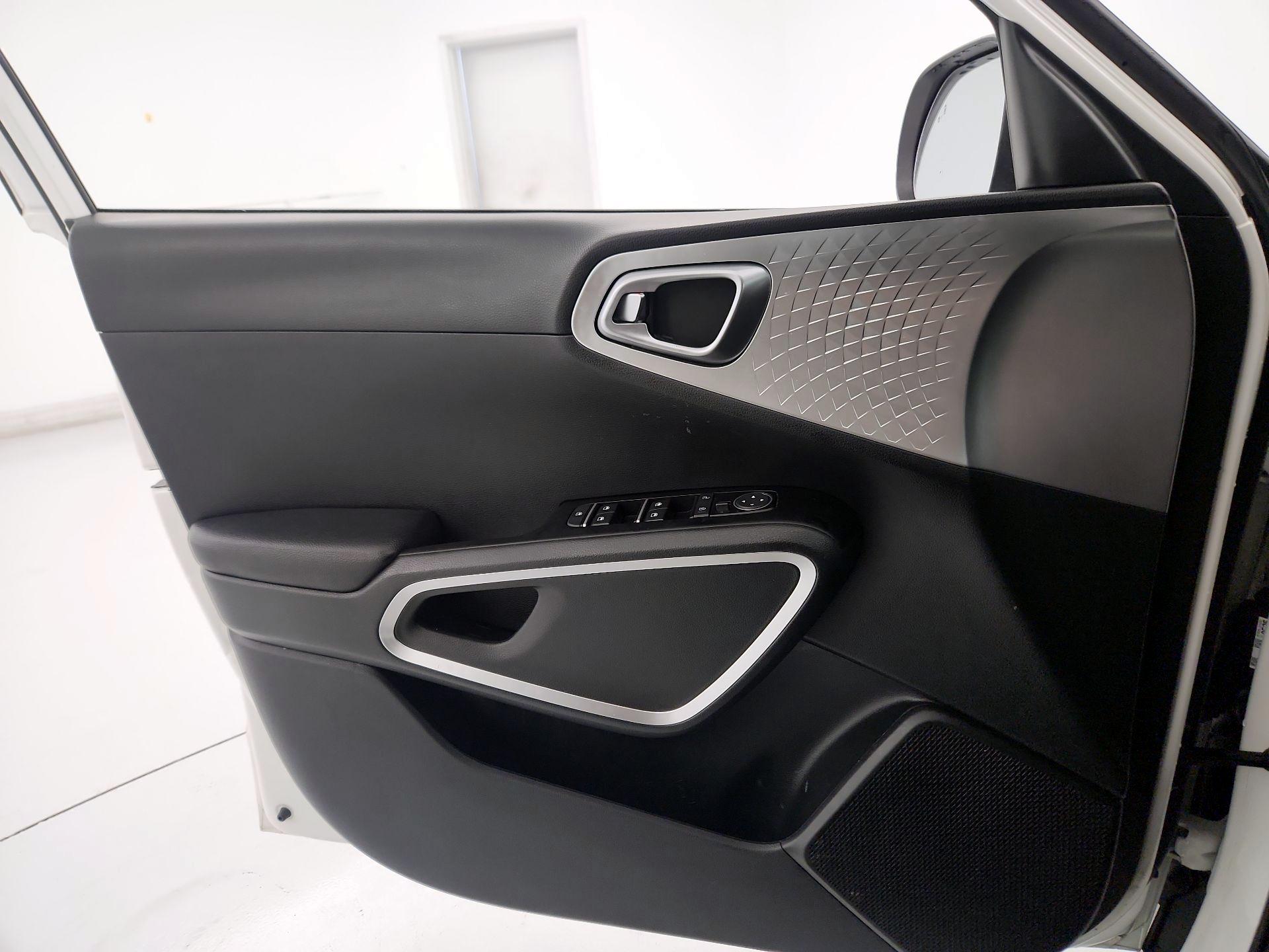 Thumbnail: 2025 Kia Soul - 12