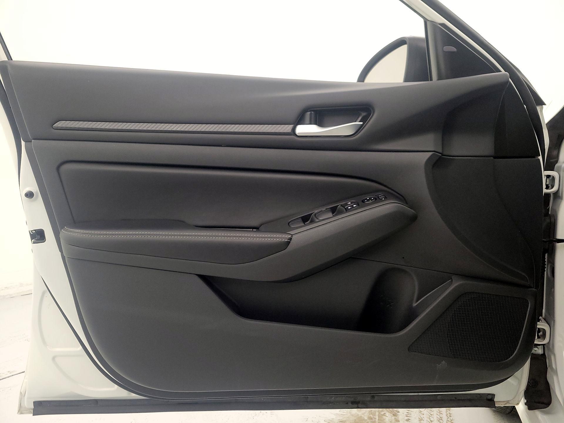 Thumbnail: 2025 Nissan Altima - 12