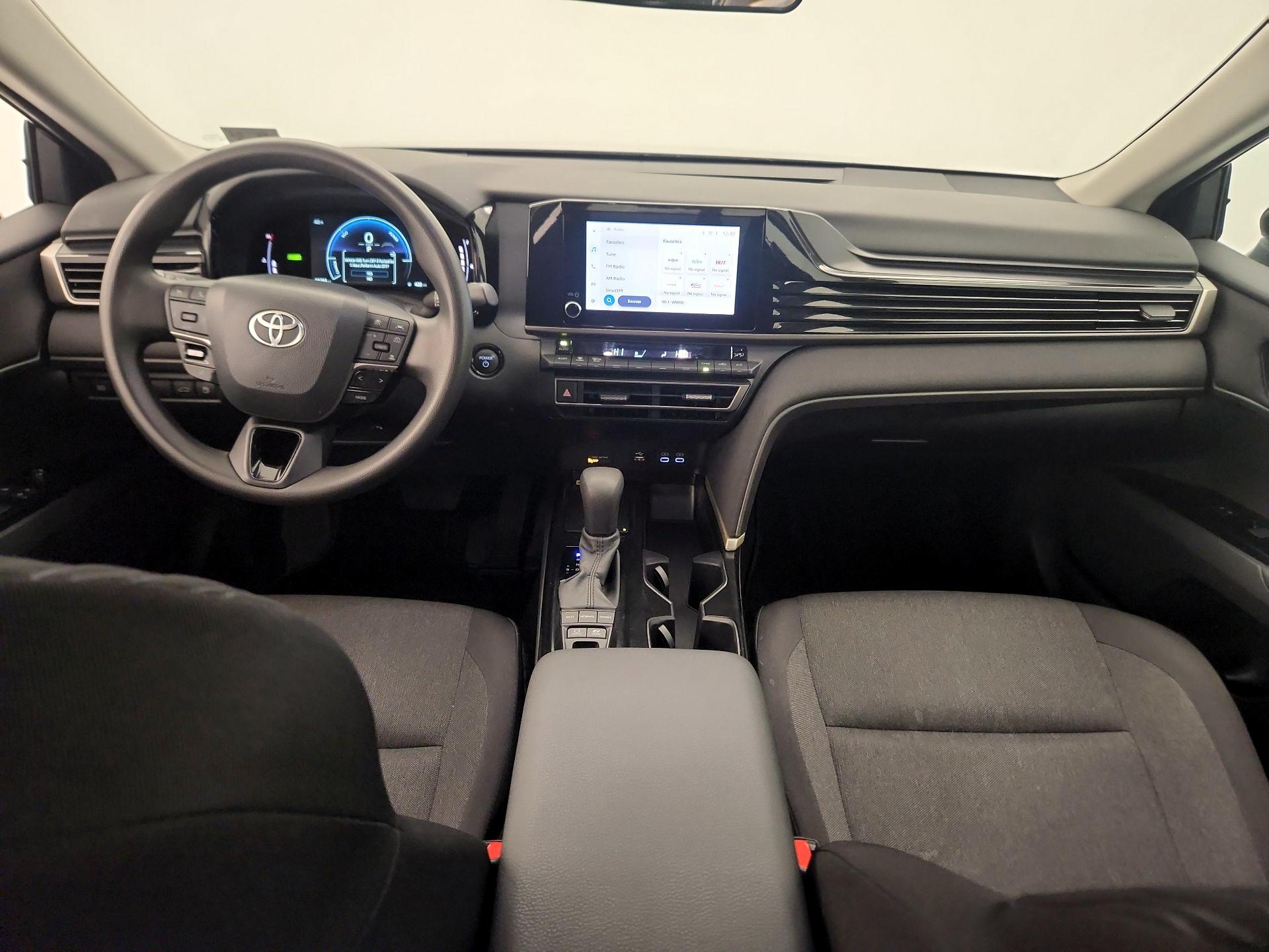 Thumbnail: 2025 Toyota Camry - 9