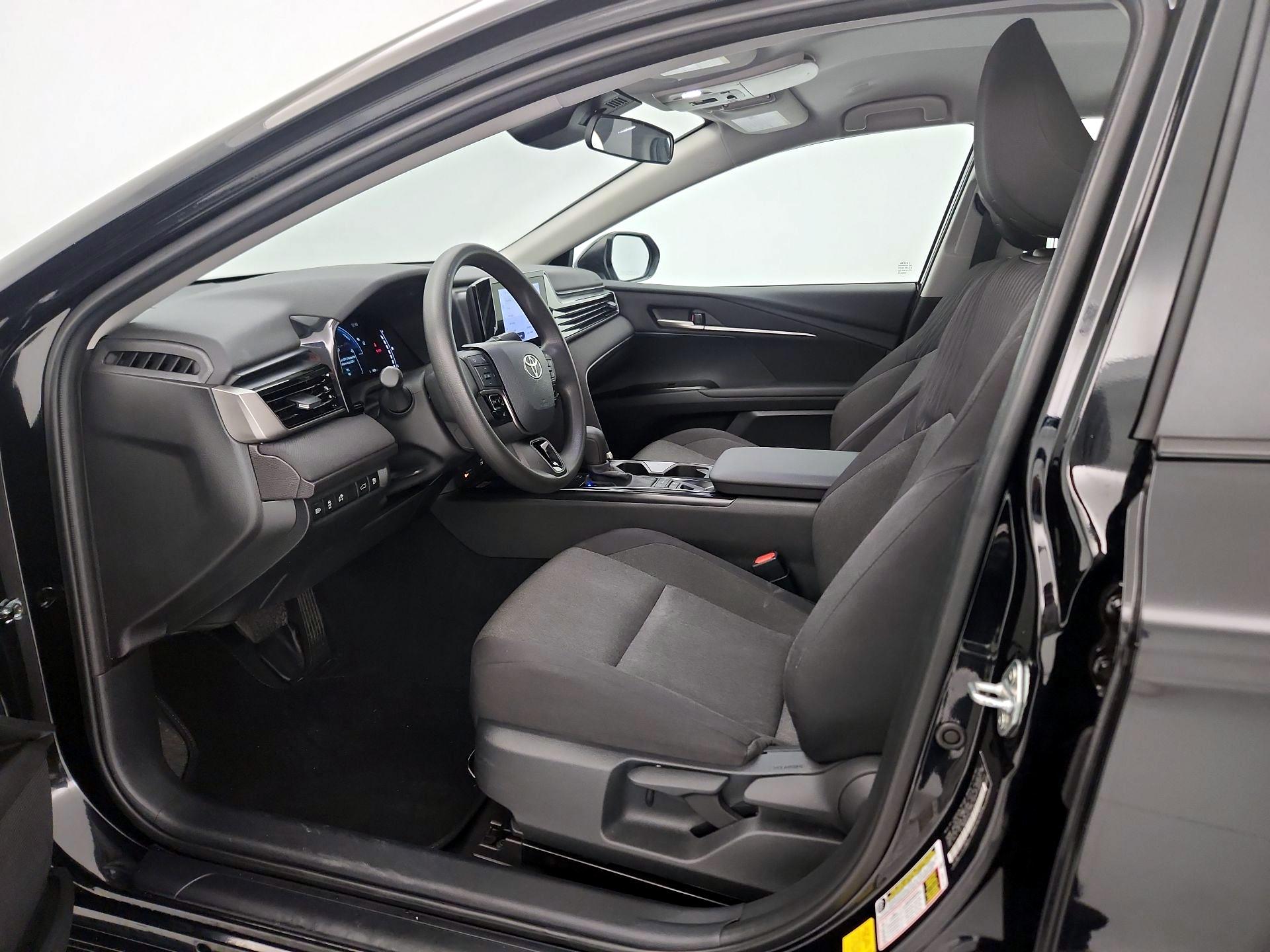 Thumbnail: 2025 Toyota Camry - 11