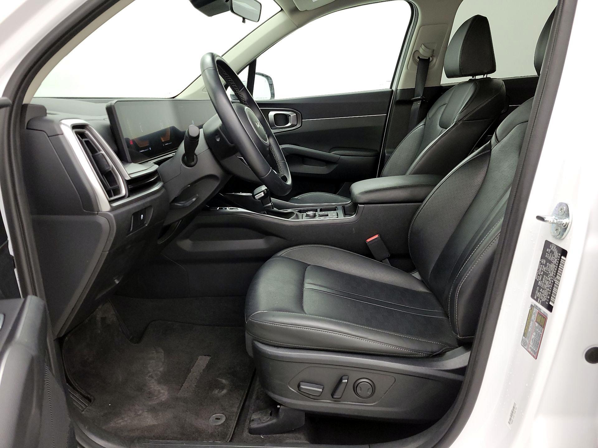 Thumbnail: 2024 Kia Sorento - 11