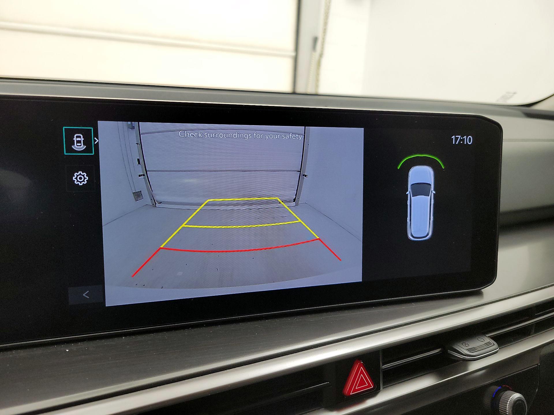 Thumbnail: 2024 Kia Sorento - 15