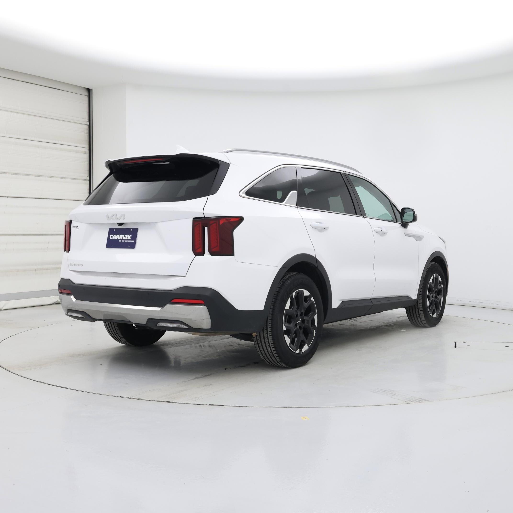 Thumbnail: 2024 Kia Sorento - 8