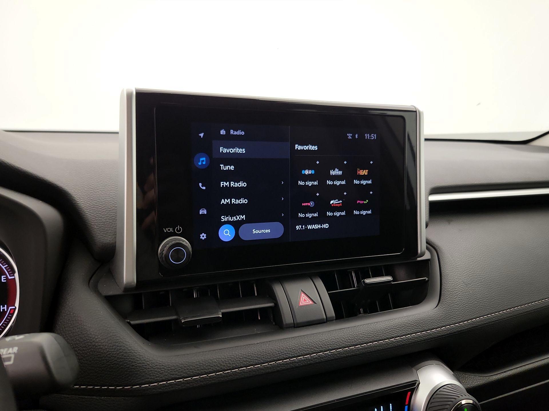 Thumbnail: 2025 Toyota RAV4 - 15