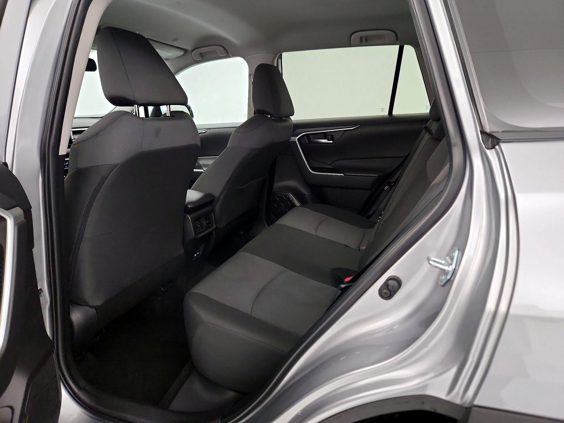 Thumbnail: 2025 Toyota RAV4 - 19