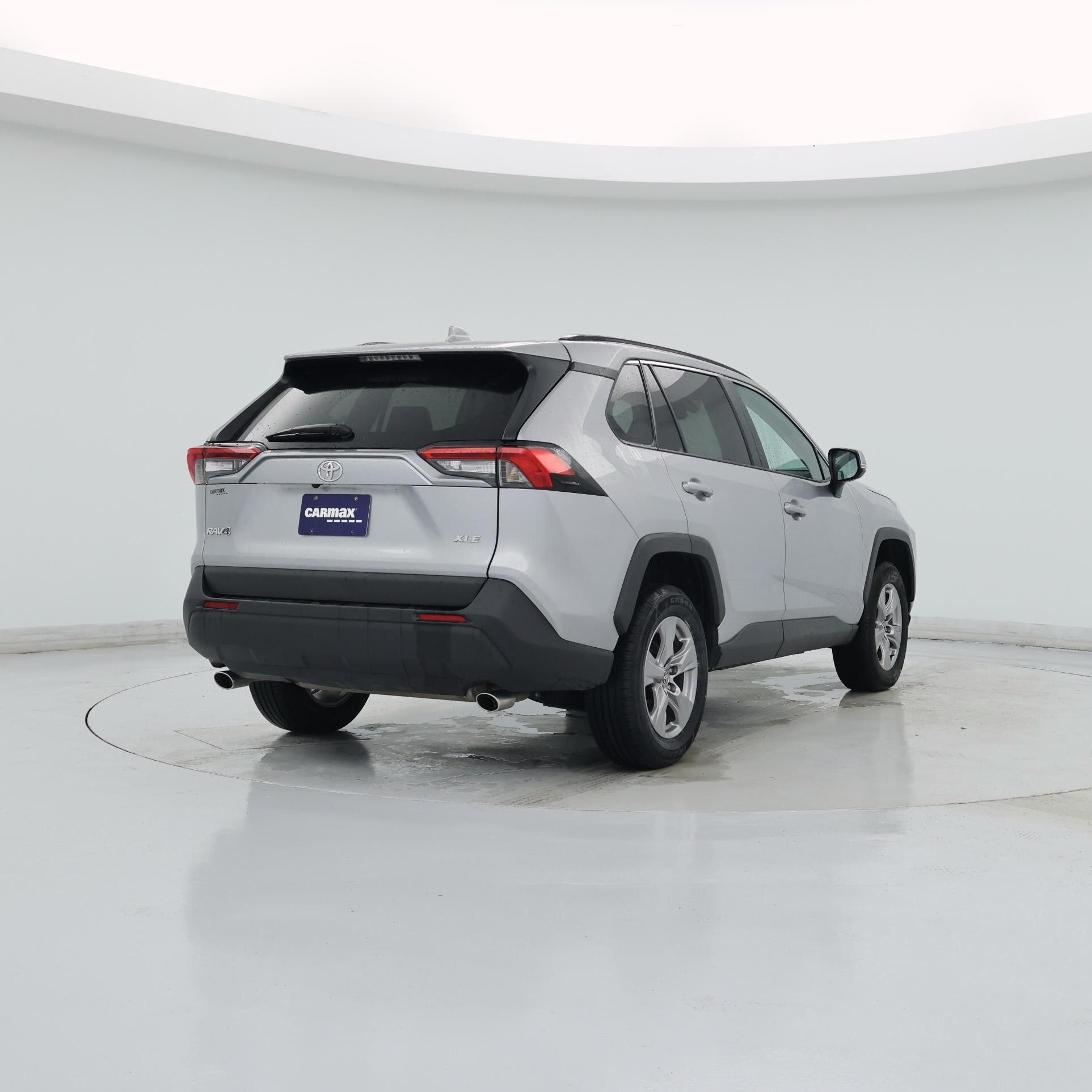 Thumbnail: 2025 Toyota RAV4 - 8